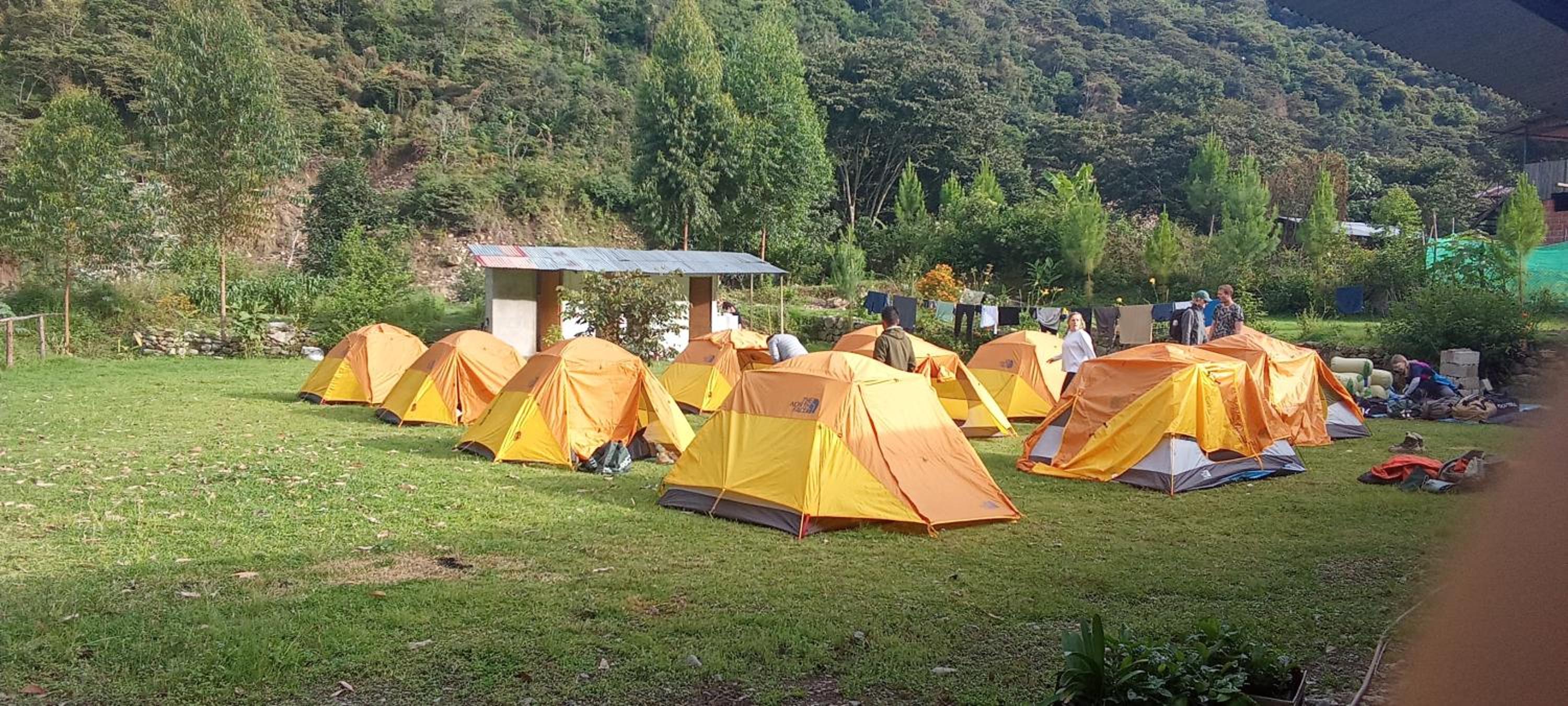 Camping-Alojamiento El Mirador