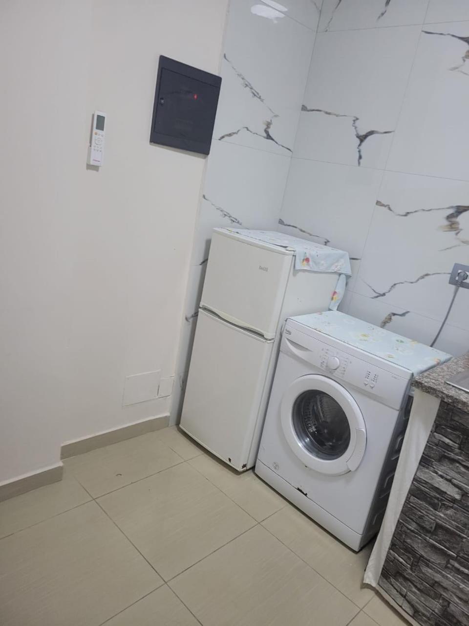 Ami Apartment