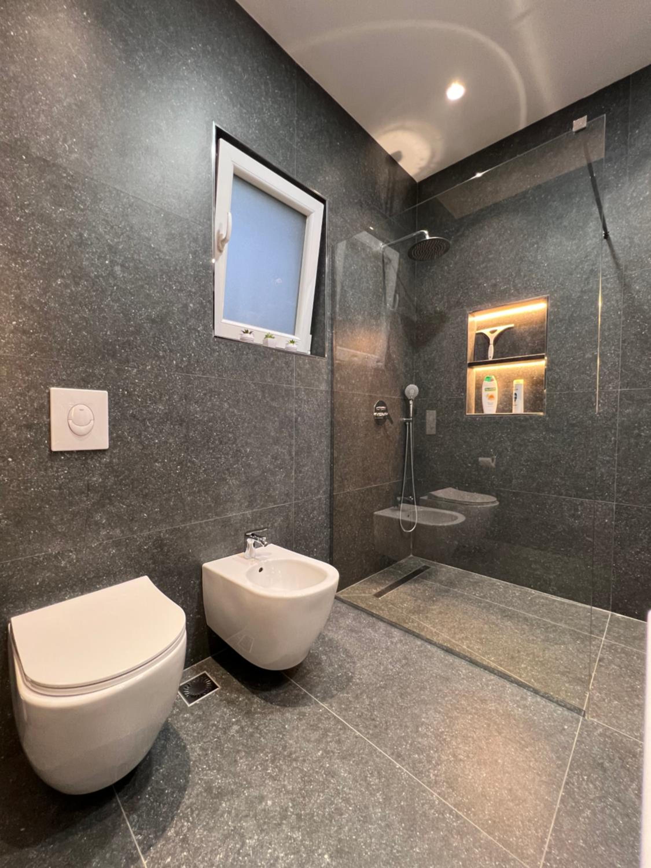 White Star Villa - Studio Apartments with Parking