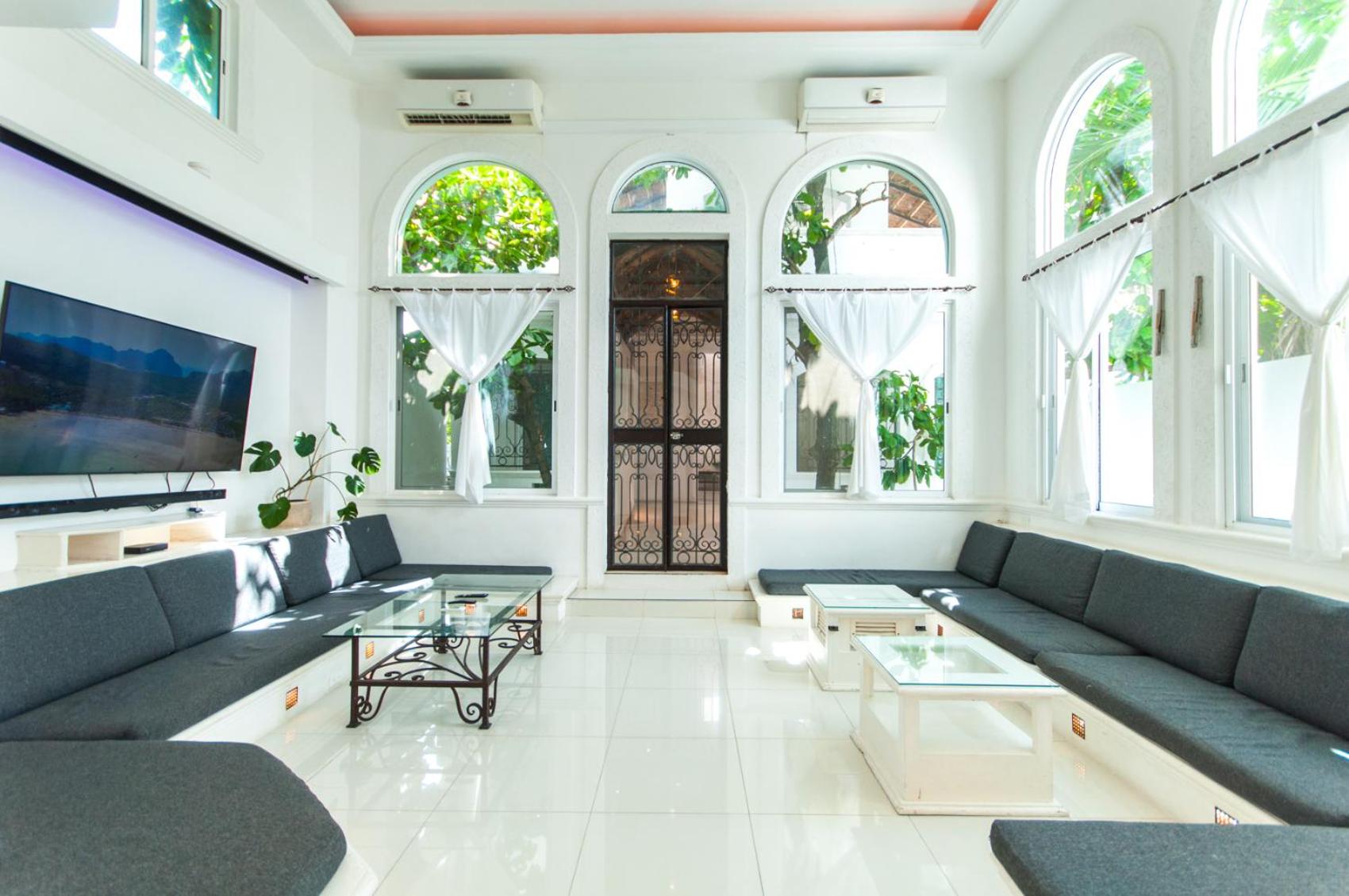 Mansion Mauresque