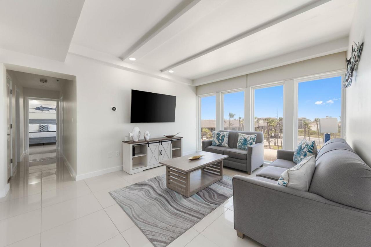 Beachfront Luxury Renewed Condo