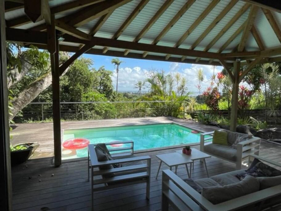 Villa avec piscine vue mer