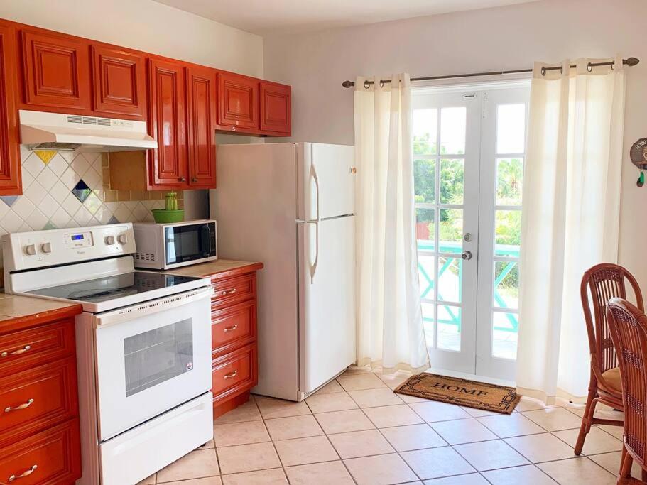 Jolly Holiday Apartment 1-A