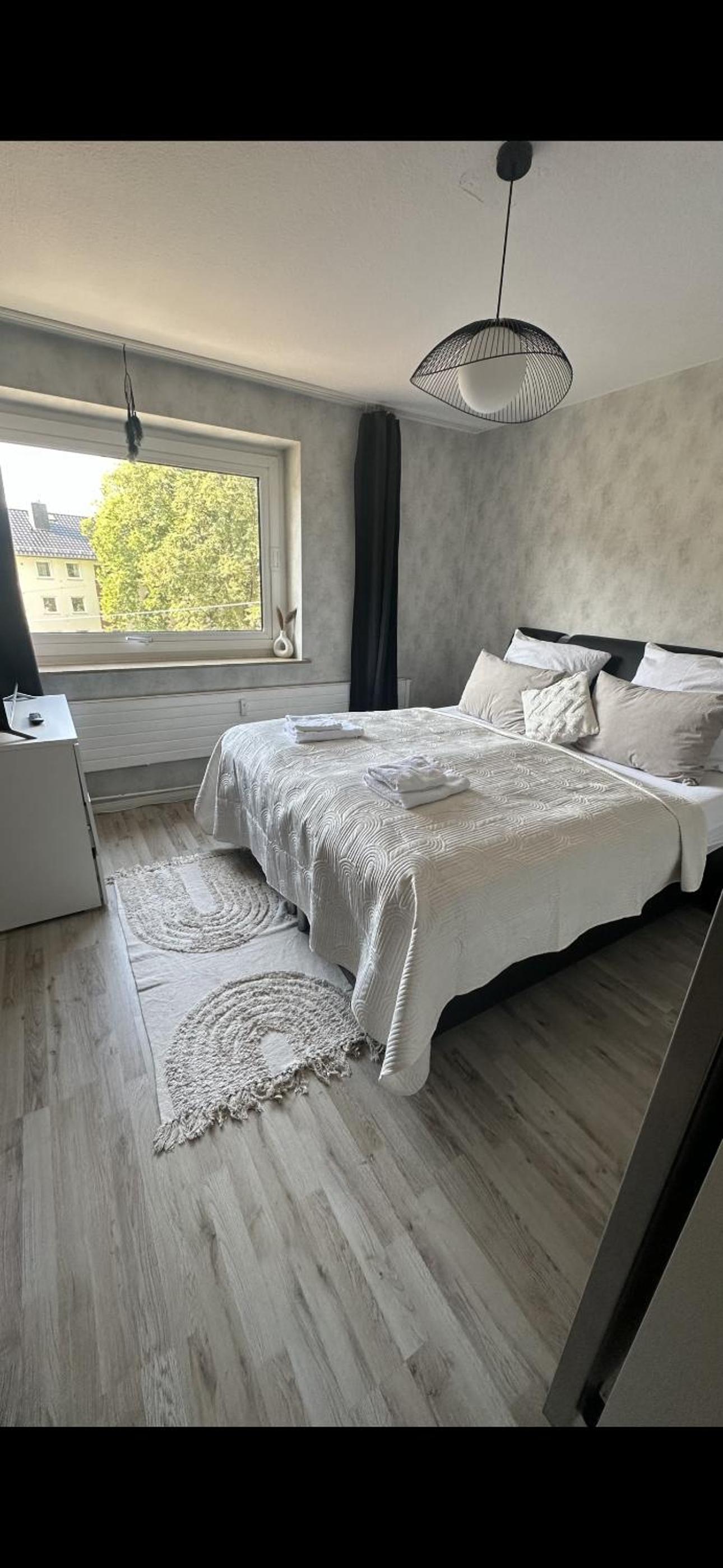 FEWO am Deich 1 Zentral mit Stadtblick und Kontaktloser Check in
