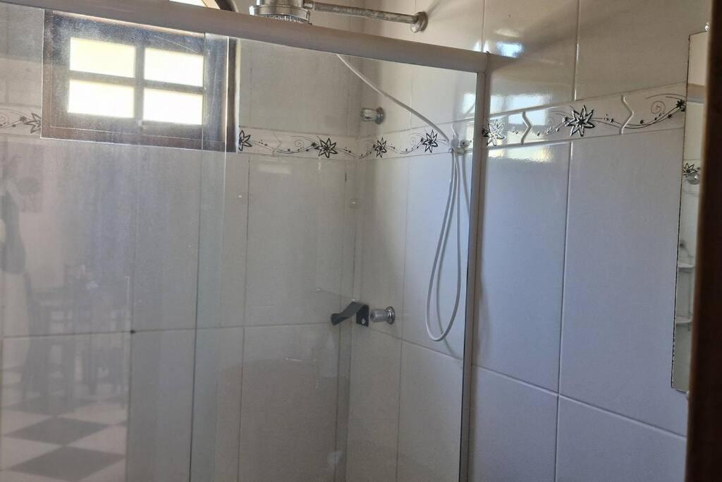 Casa Pouso Aconchego Para Ti - pertinho de Trindade com conforto e churrasqueira
