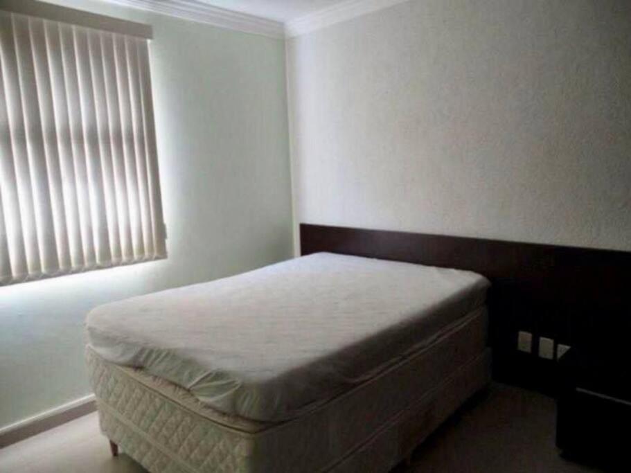Apartamento Caldas Novas 2 Quartos, Mobiliado, de Segunda à Quinta, 11 Piscinas, Checkin 14h e Checkout 12h
