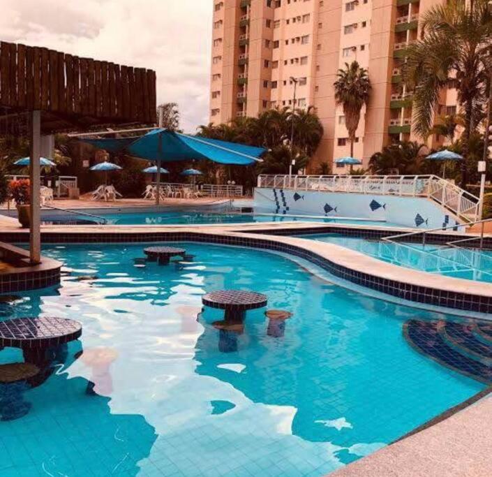 Apartamento Caldas Novas 2 Quartos, Mobiliado, de Segunda à Quinta, 11 Piscinas, Checkin 14h e Checkout 12h
