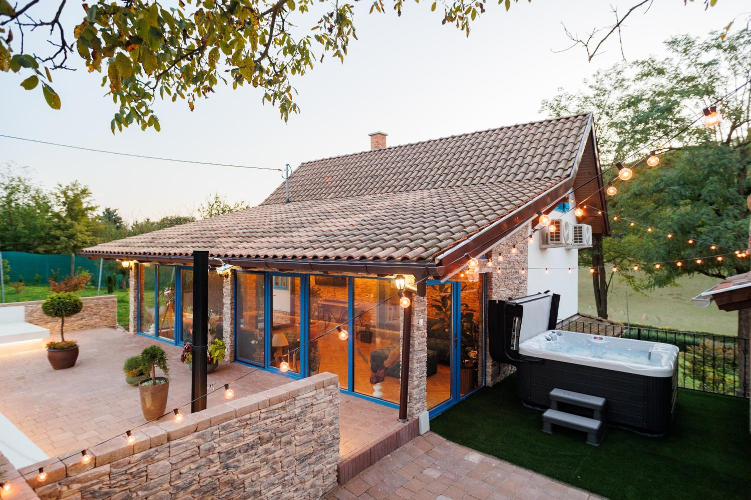 Fészek Villa view 3