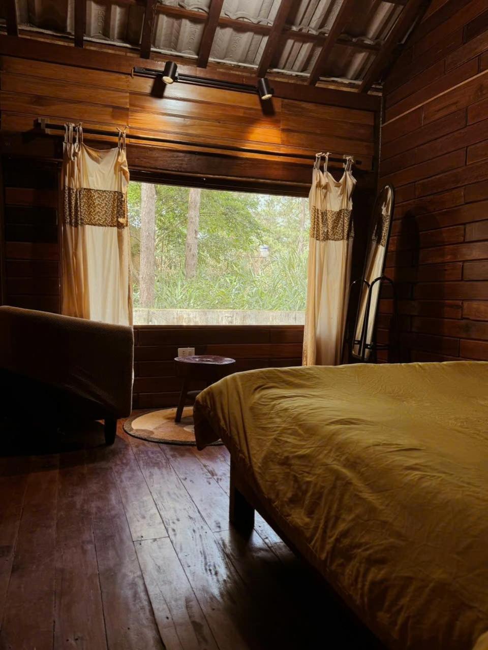 Chủ Nhật Homestay Măng Đen