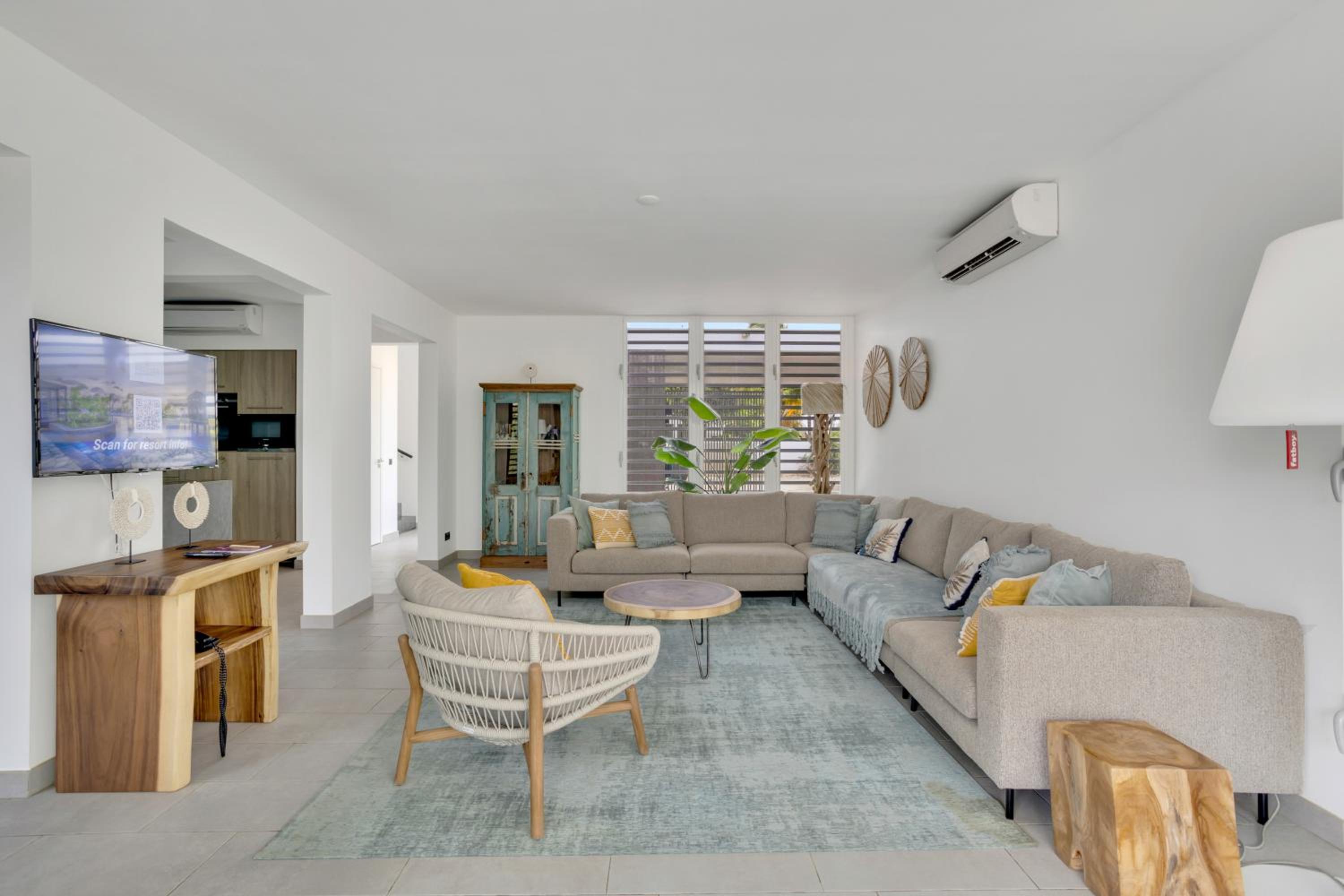 Delfins Beach Resort Bonaire, Tapestry Collection by Hilton