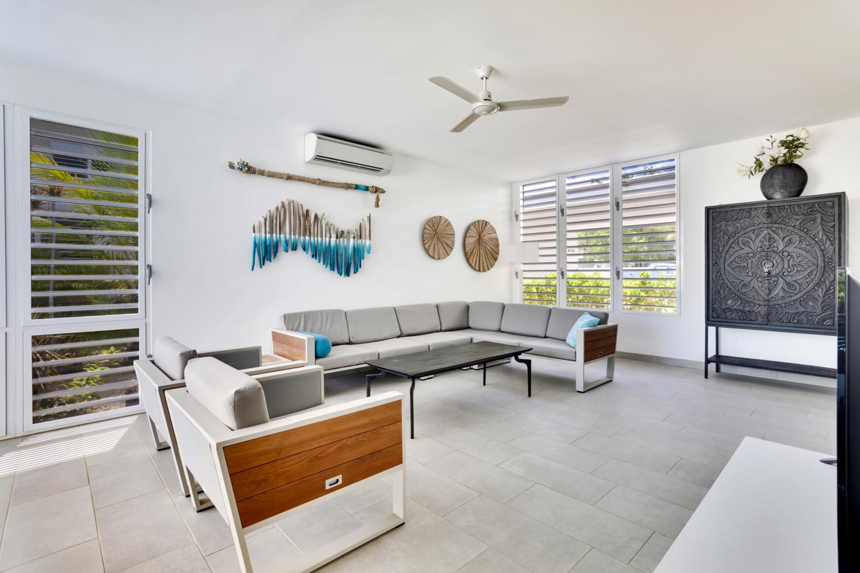 Delfins Beach Resort Bonaire, Tapestry Collection by Hilton