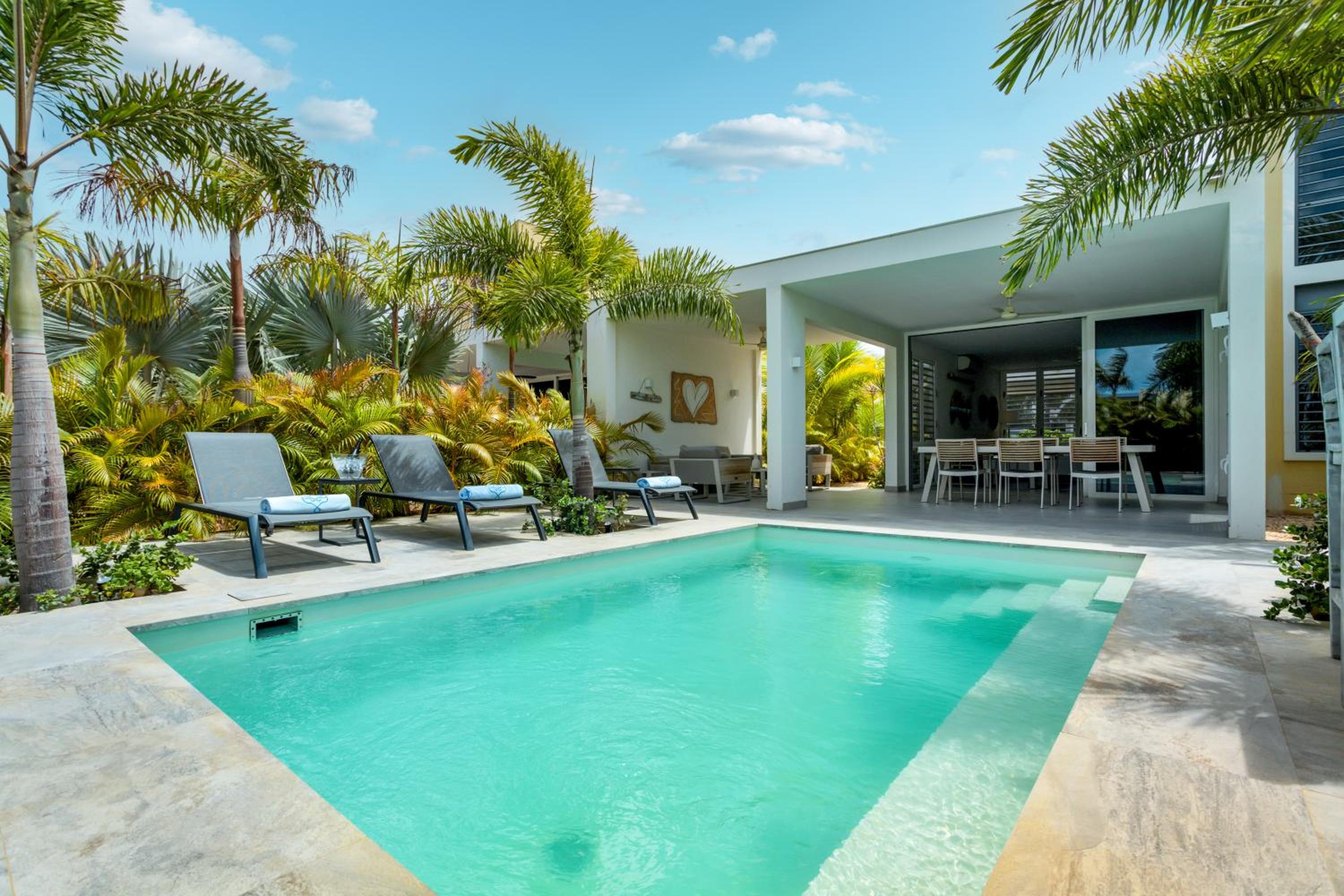 Delfins Beach Resort Bonaire, Tapestry Collection by Hilton