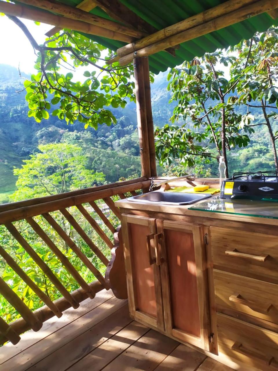 Casa Del Árbol Con Hermosa Vista Pijao Quindío