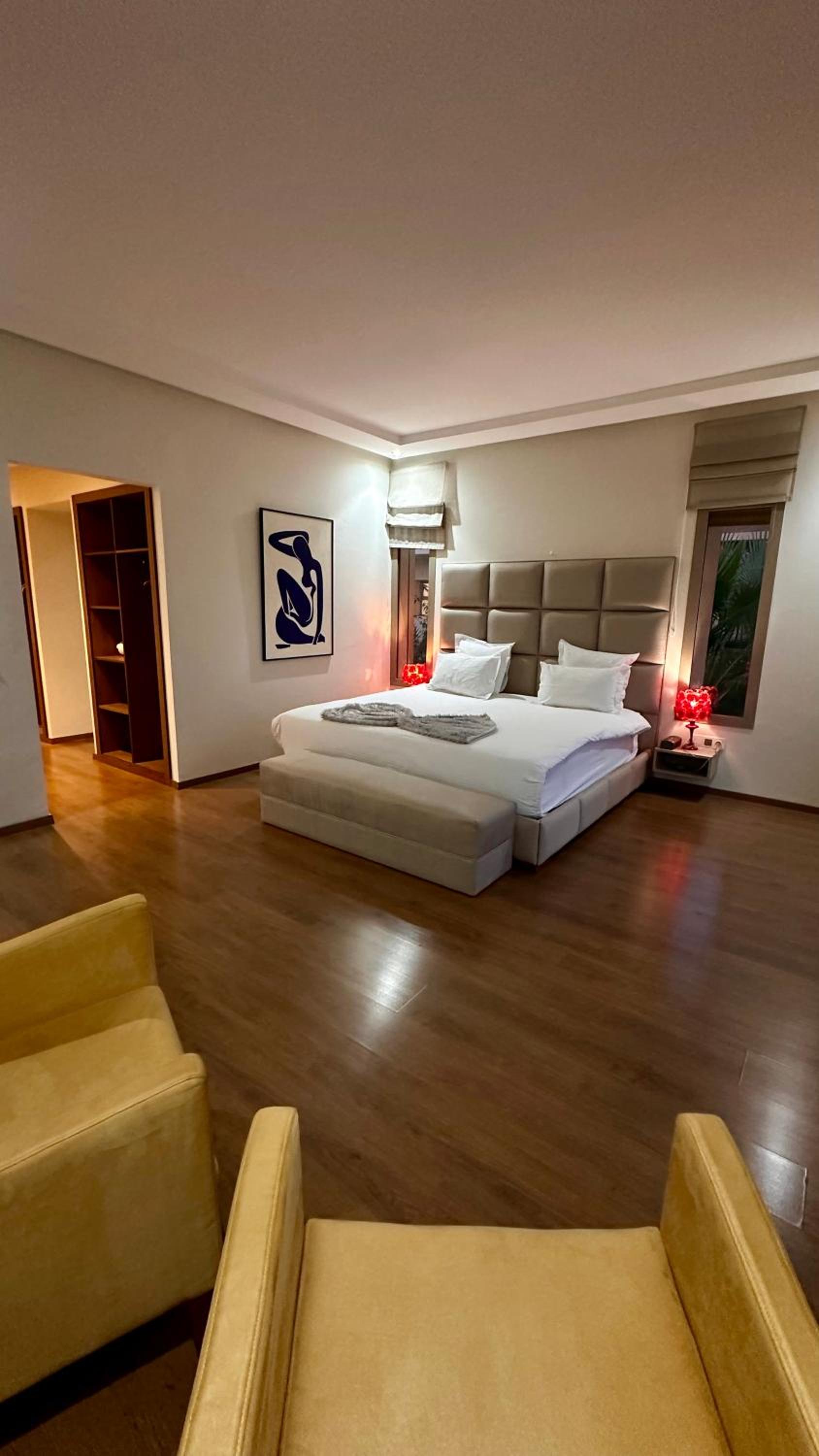 hotel room