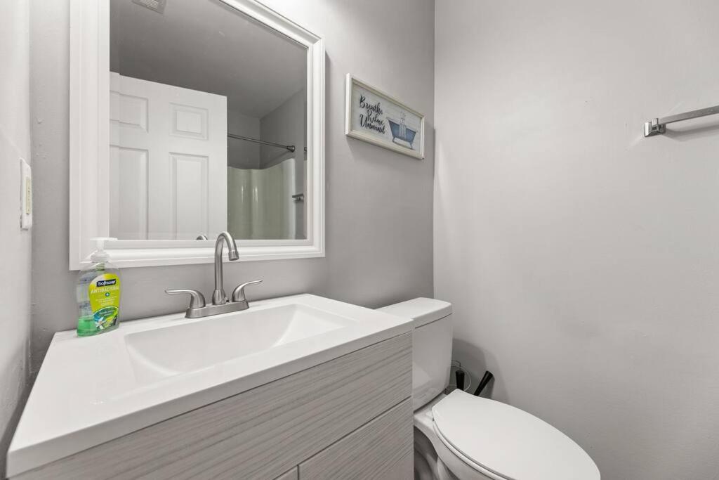 A Peaceful stay at The Pine Grove Retreat view 4