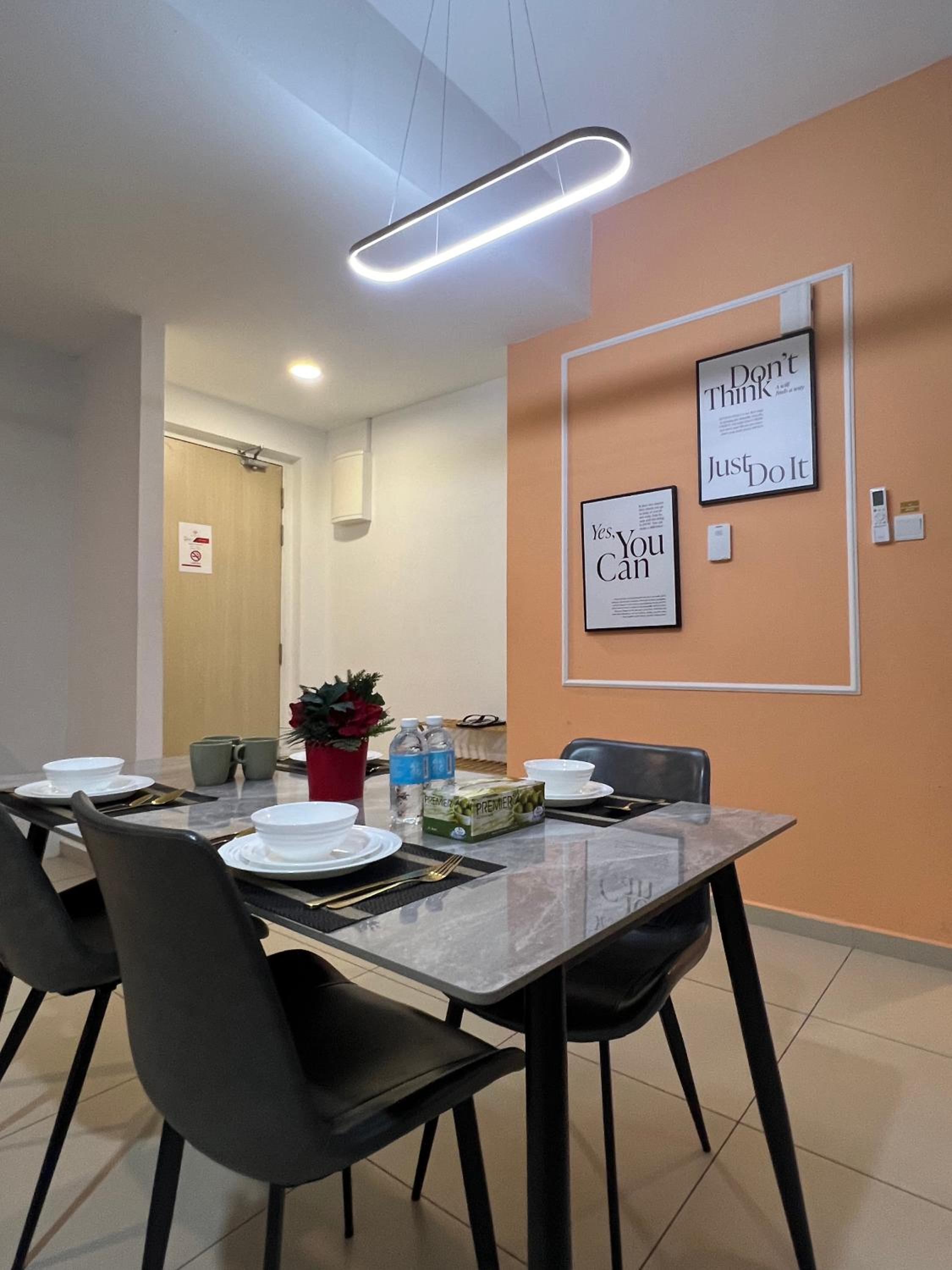 RoseWood Suites At Reizz Residence