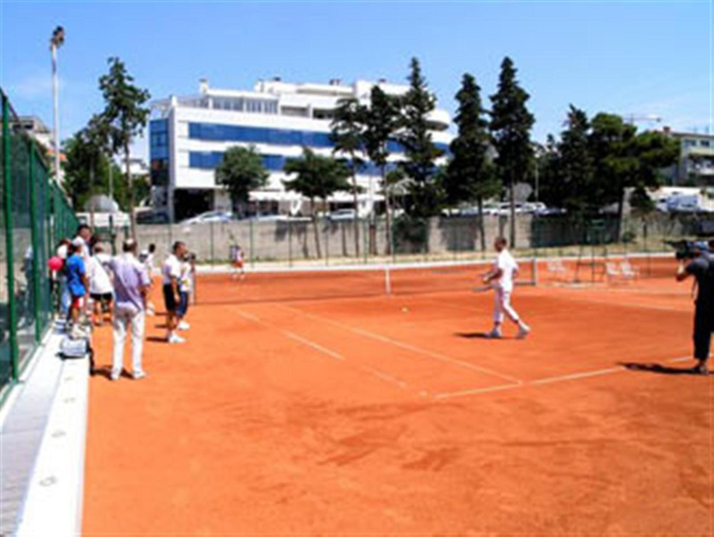 Photo 16