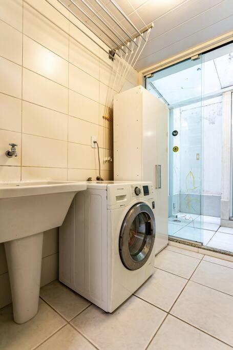 Apartamento Clube Residencial na Praia do Campeche