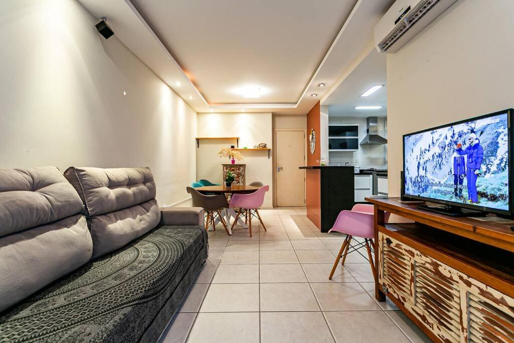Apartamento Clube Residencial na Praia do Campeche