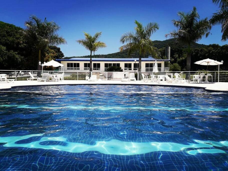 Apartamento Clube Residencial na Praia do Campeche