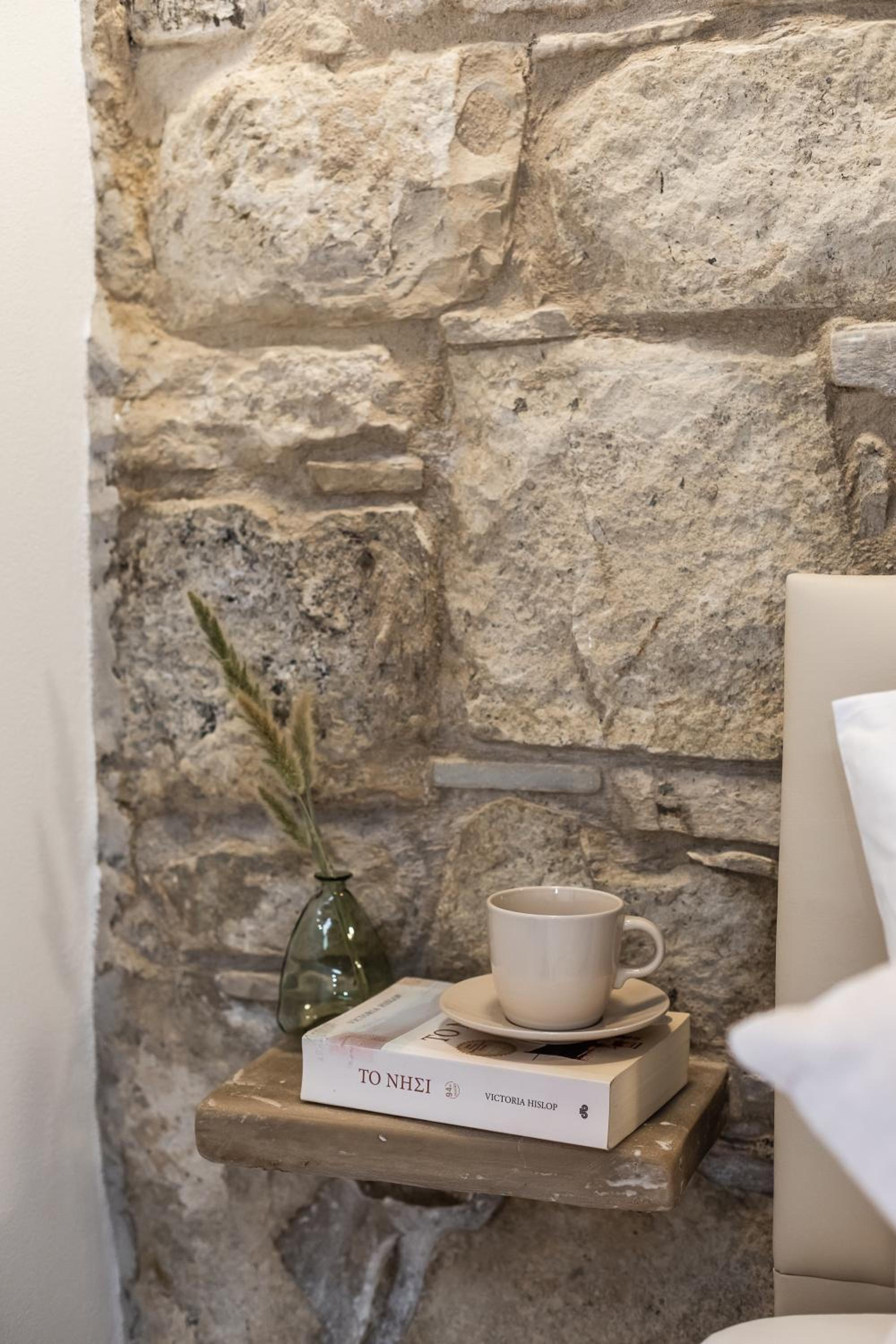 The calopes suites