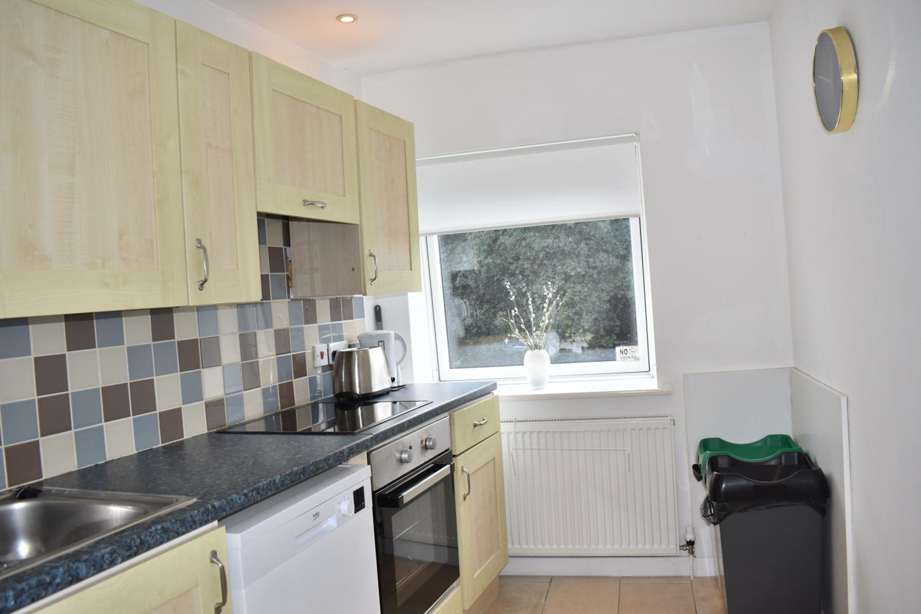 East Pallant Bed and Breakfast, Located in Large Georgian Townhouse in Central Chichester view 3