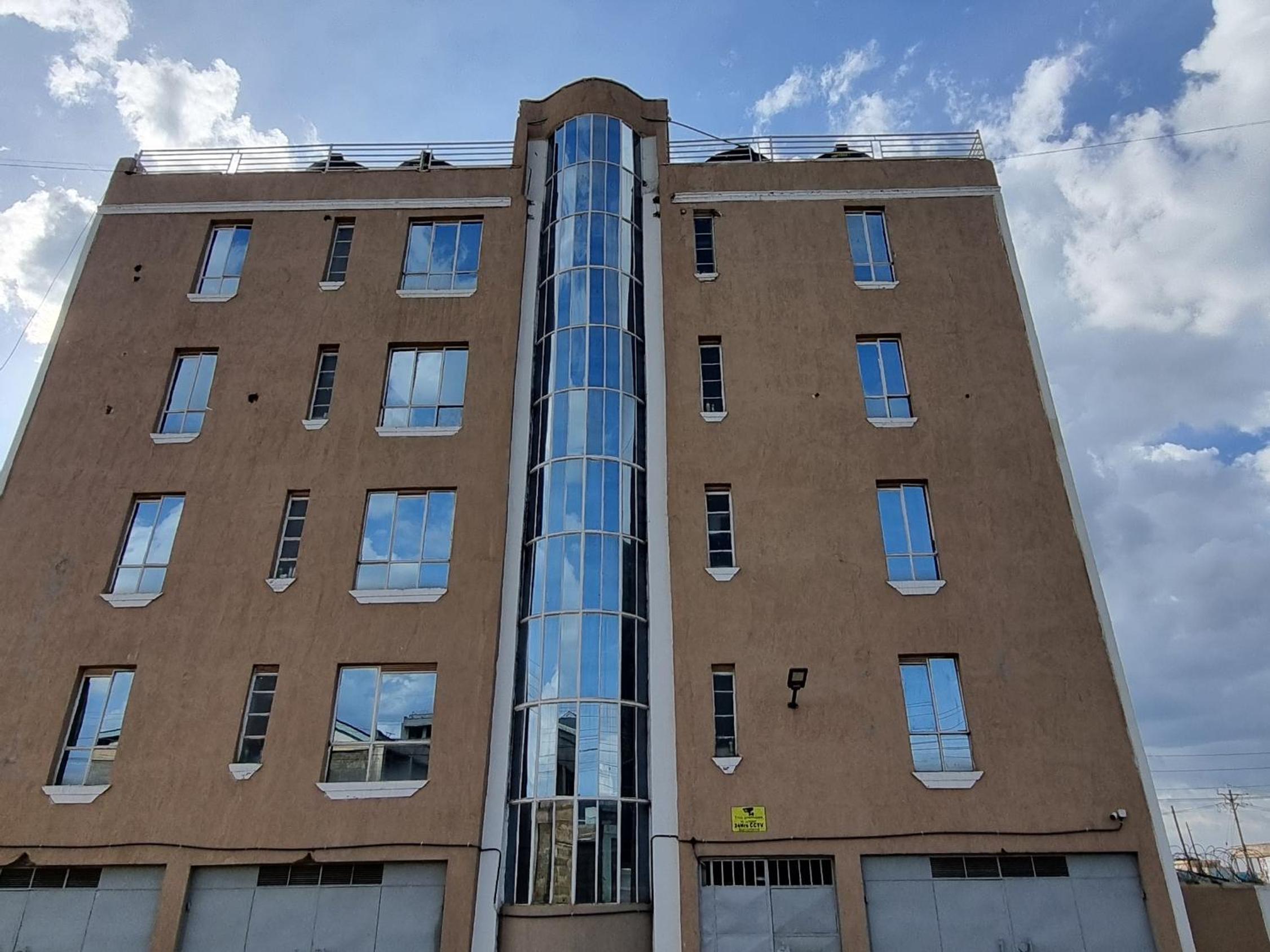 Crystal Cribs Eldoret along Kisumu road next to Eldoret Polytechnic and Tamasha view 5