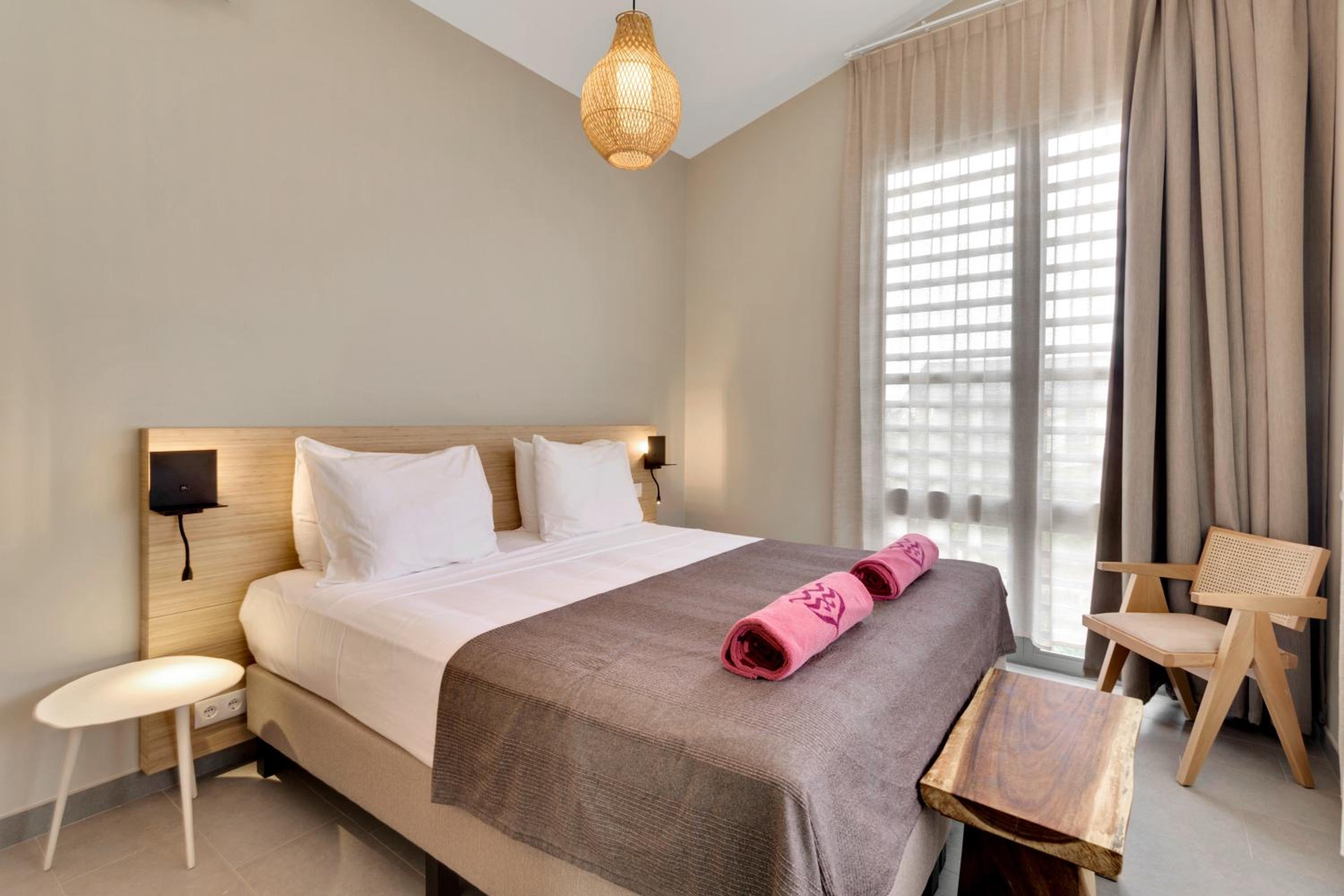 Delfins Beach Resort Bonaire, Tapestry Collection by Hilton