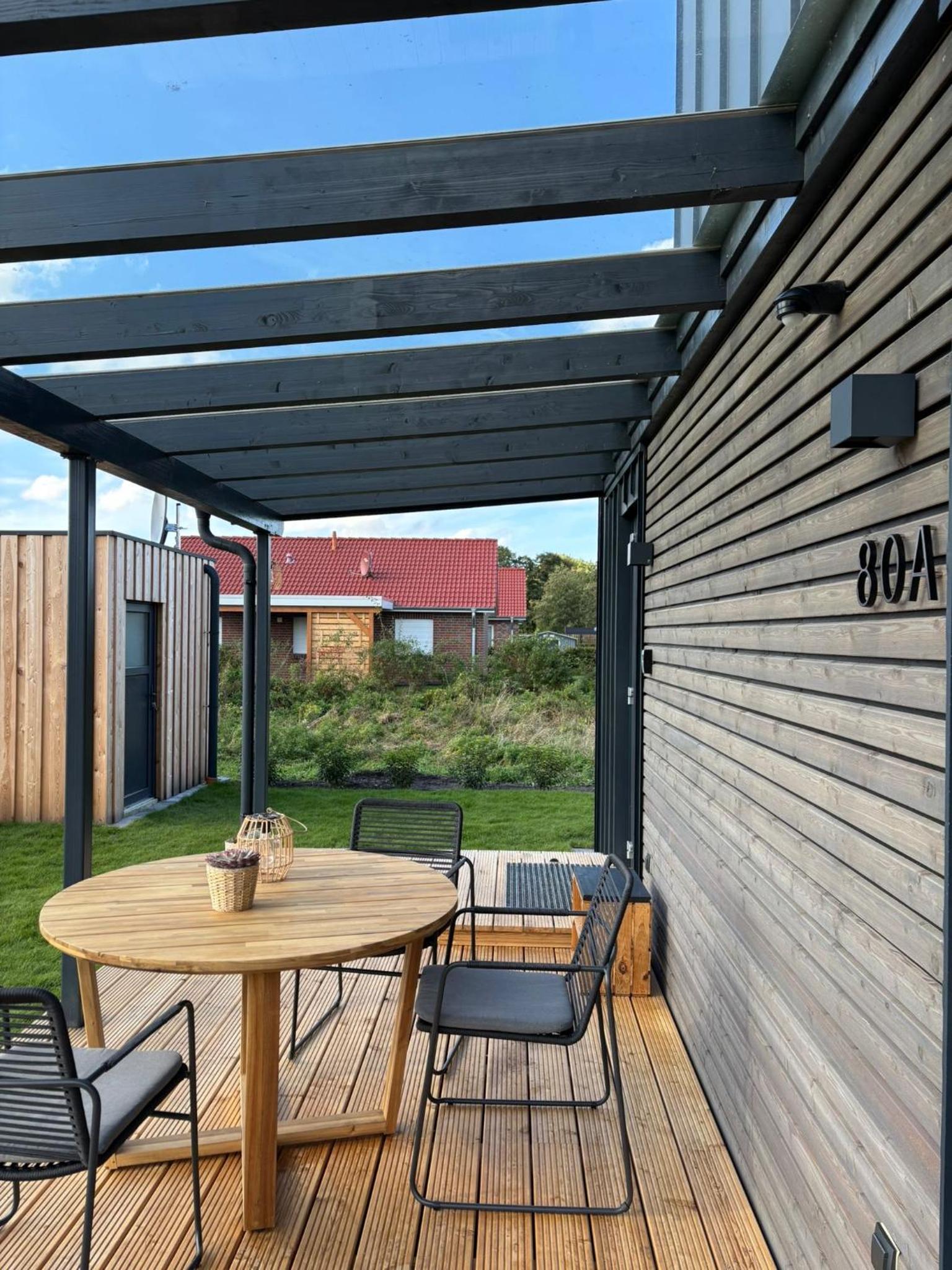 Lykke Huus Tinyhaus an der Nordsee mit Fasssauna
