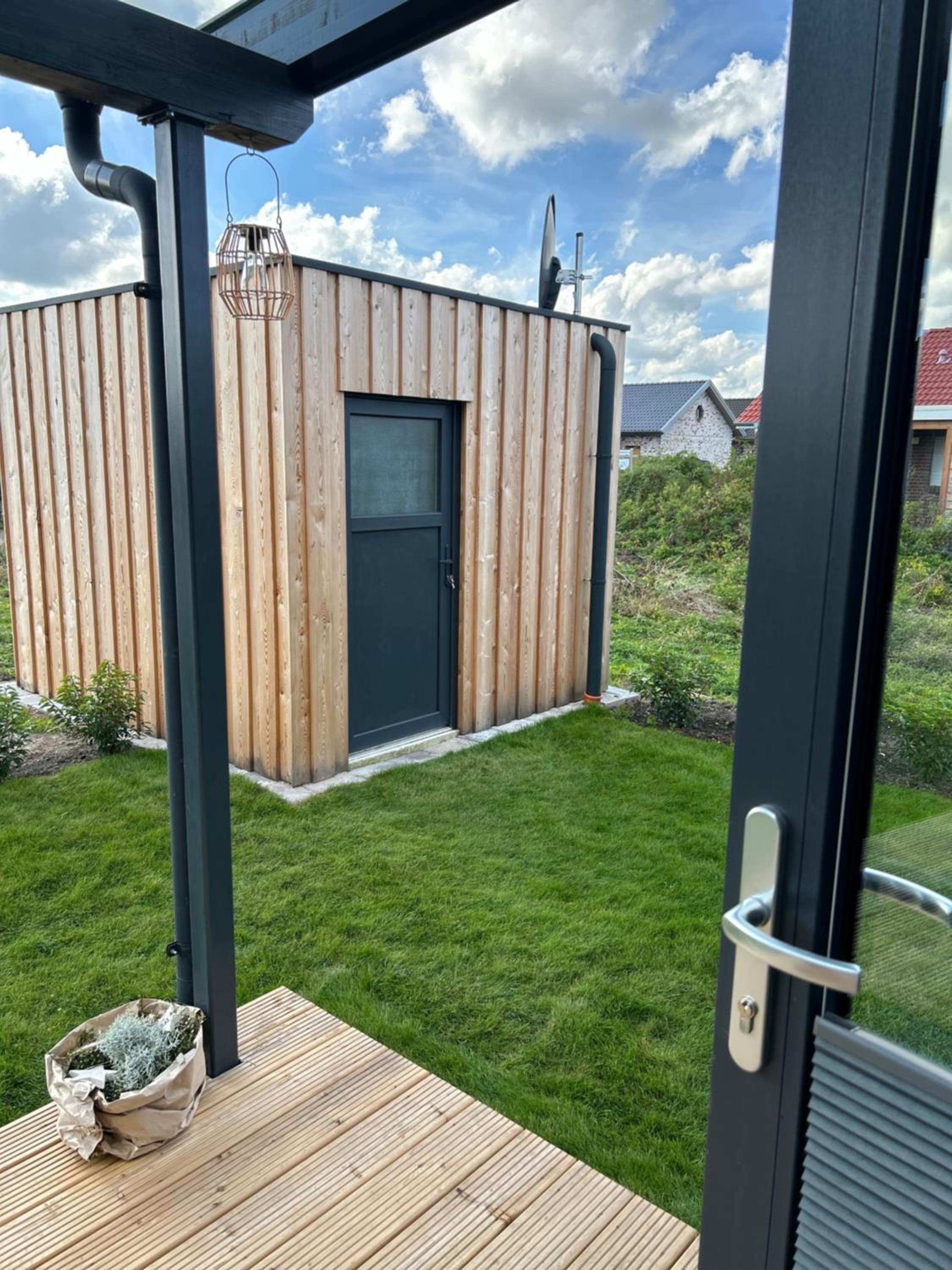 Lykke Huus Tinyhaus an der Nordsee mit Fasssauna