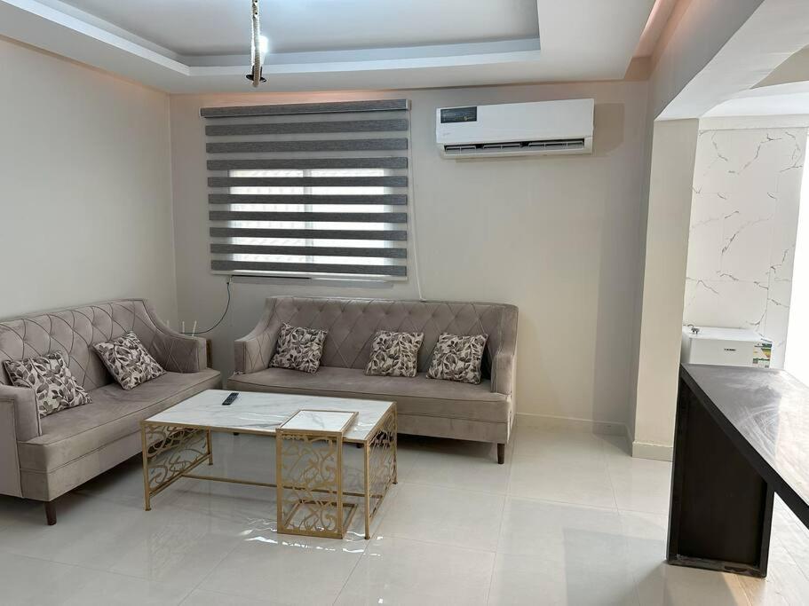 Sulymanya Entire Apt w Patio
