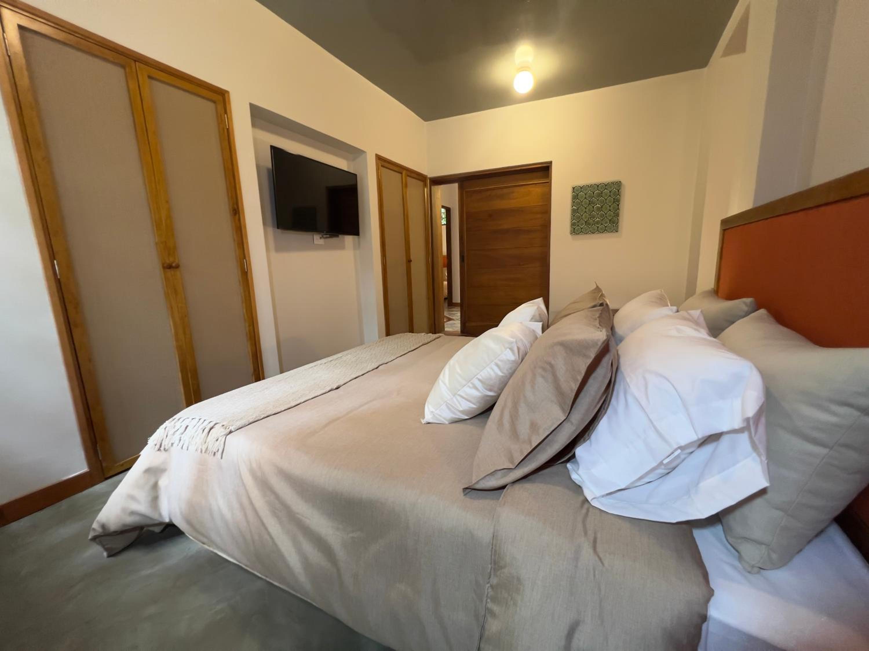 Son de la Loma Apartments