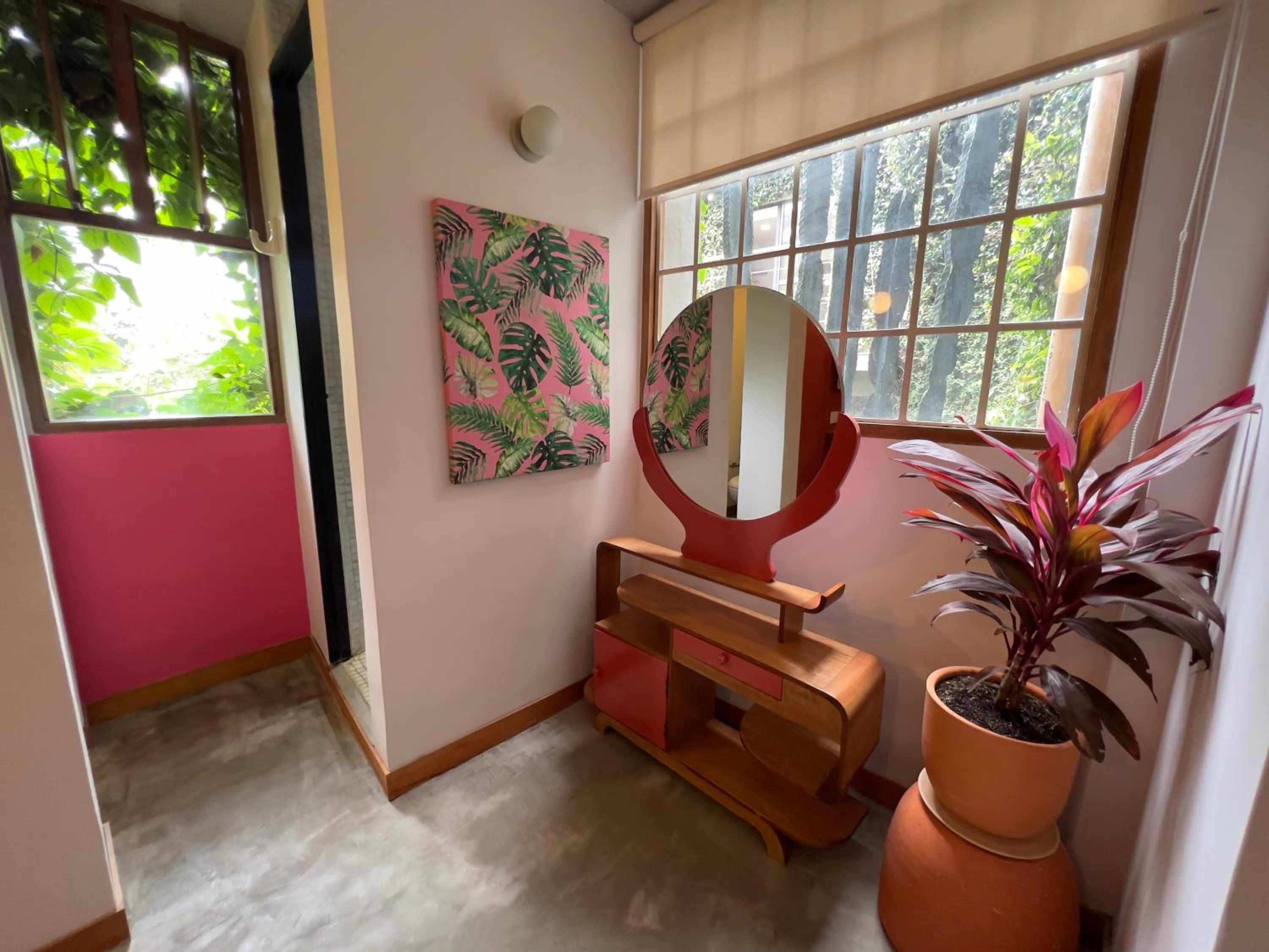 Son de la Loma Apartments