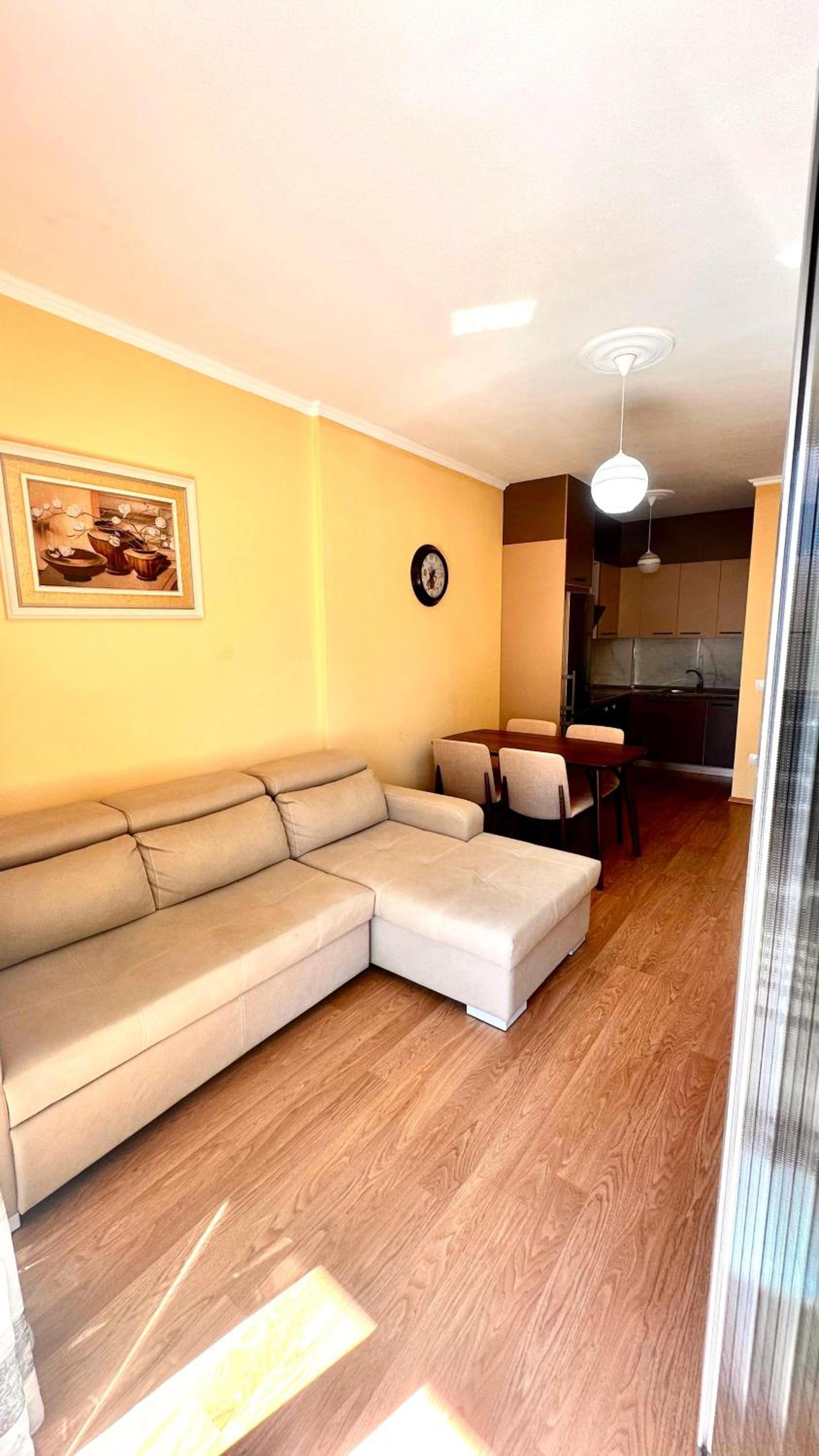 Okay Apartment