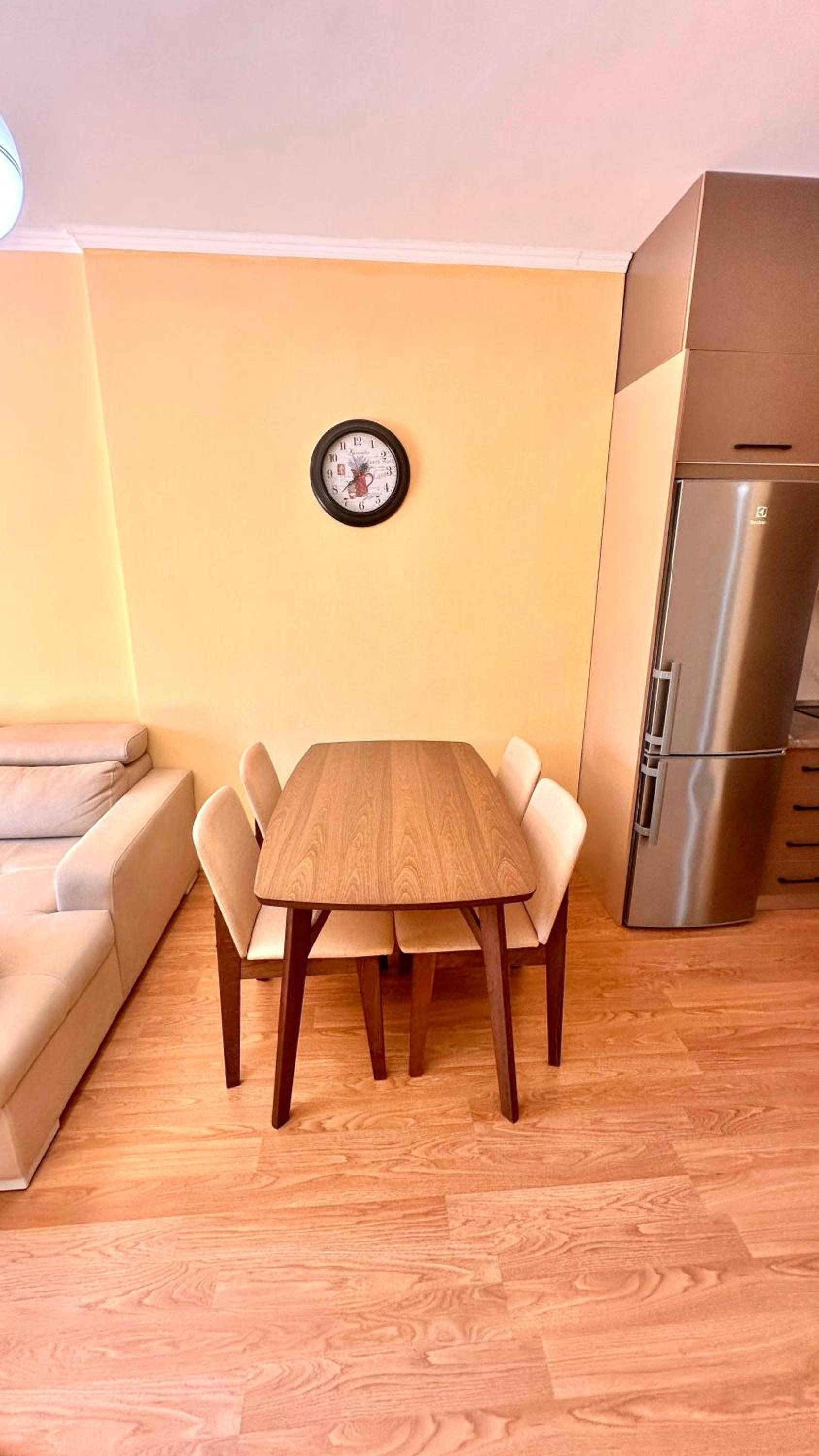 Okay Apartment