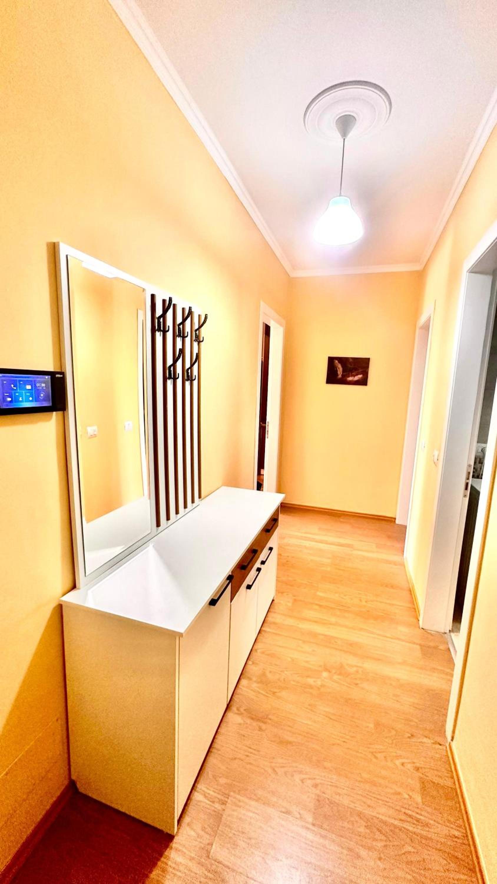 Okay Apartment