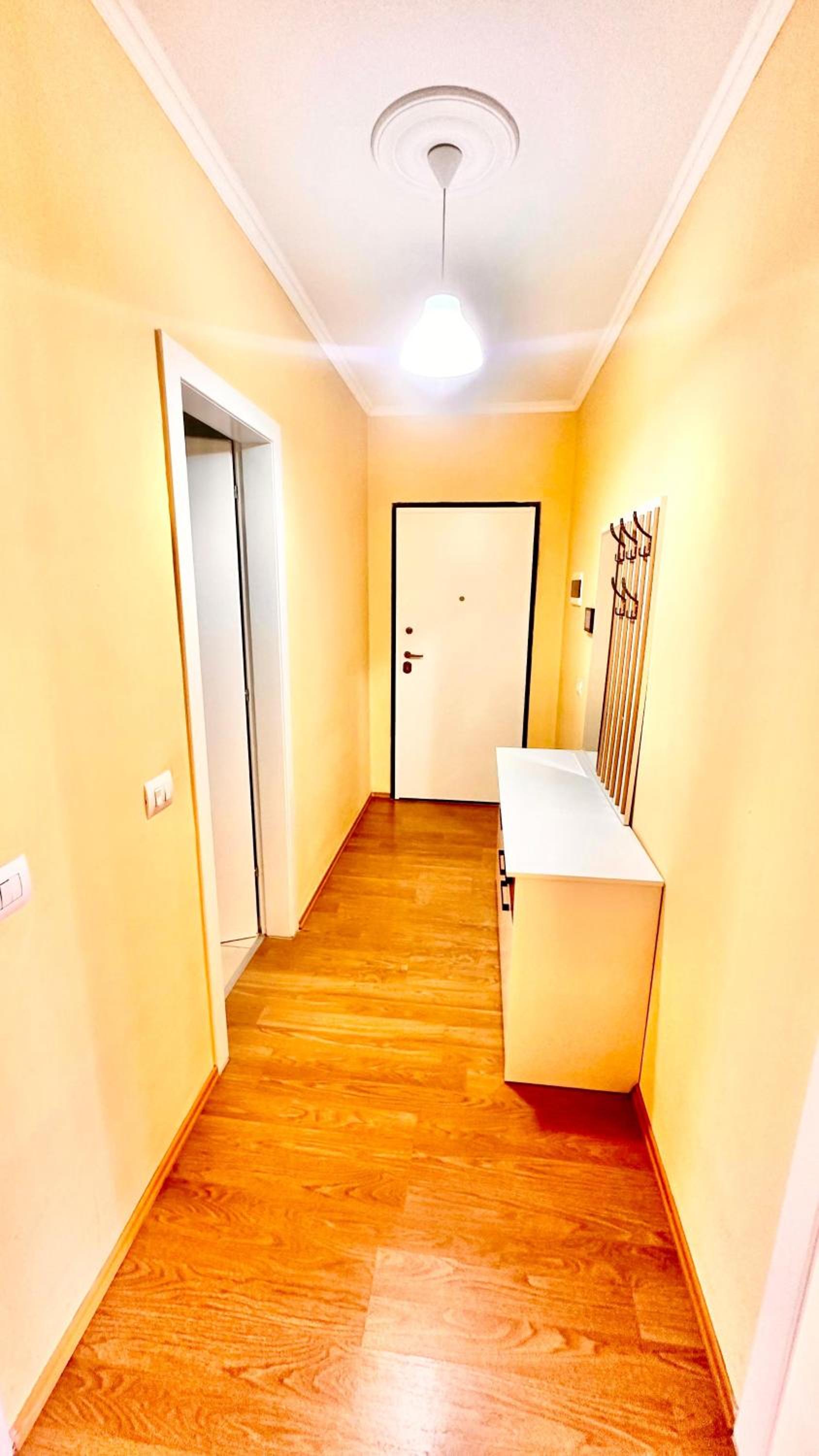 Okay Apartment
