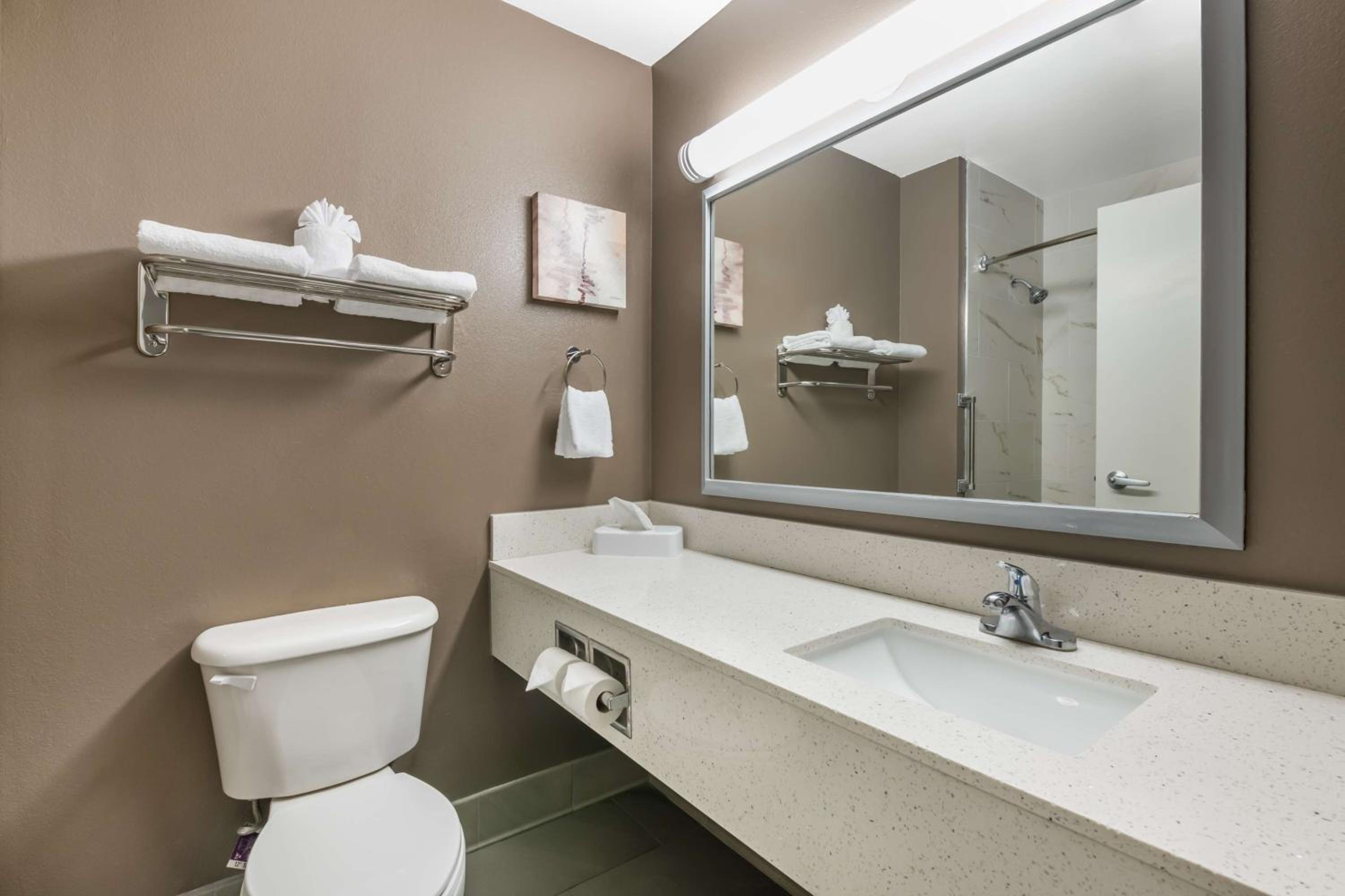 Lake City Vacations - Best Western Plus Lake City - Property Image 12