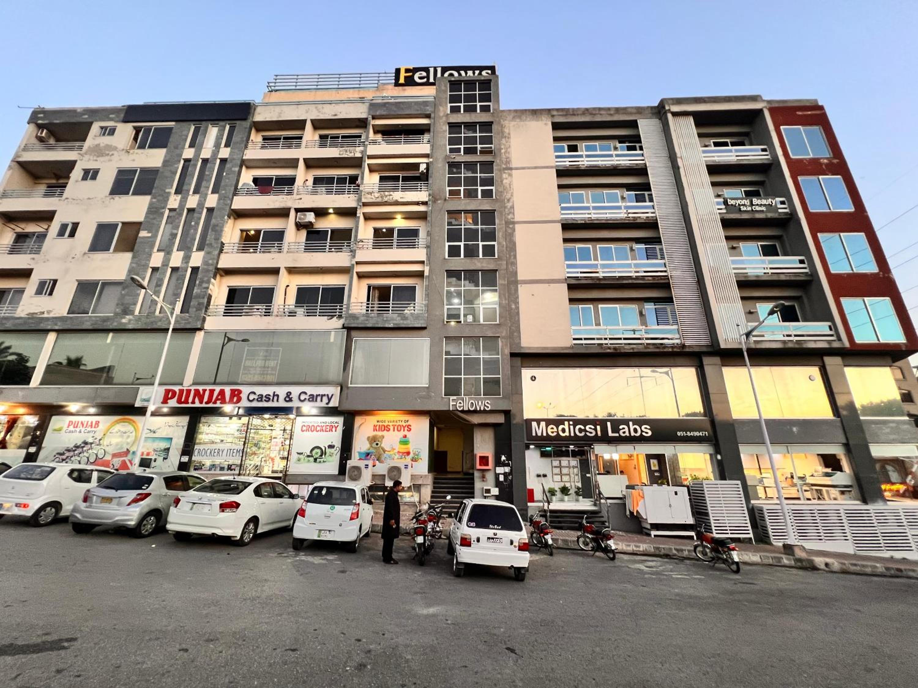 Comfortable Rental Apartments In Bahria Town view 5