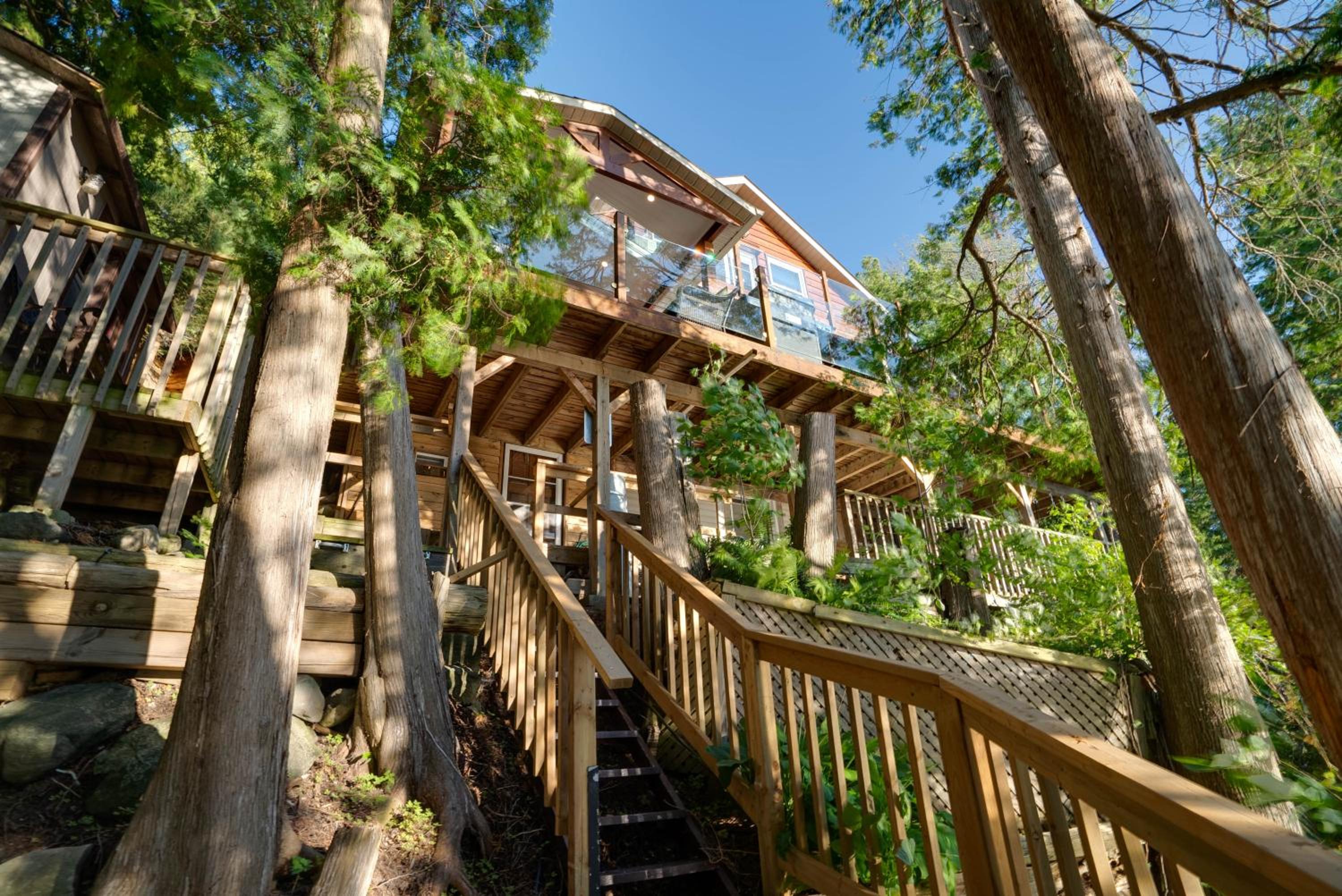 Rice Lake Treehouse