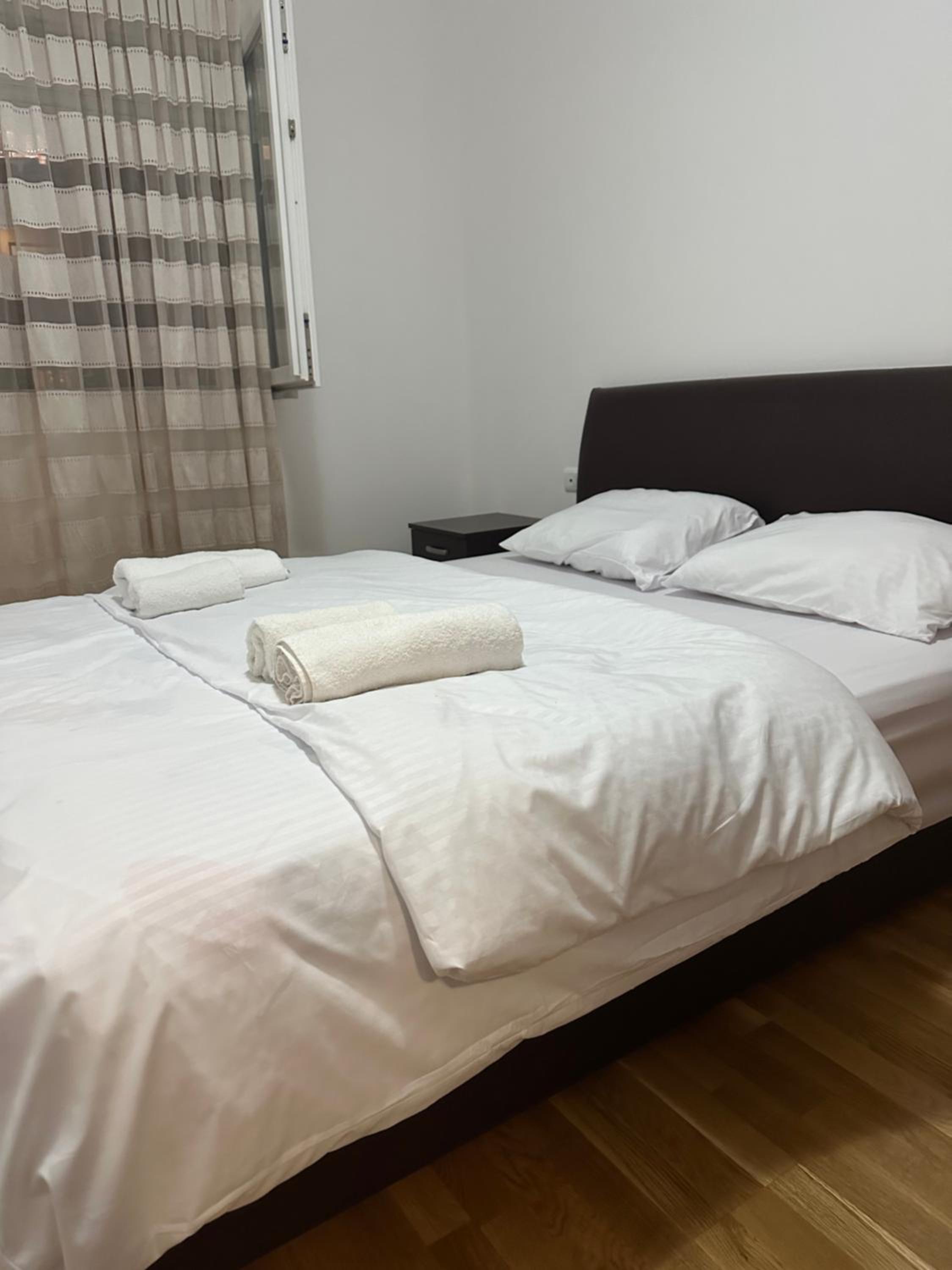 Viktor Apartman