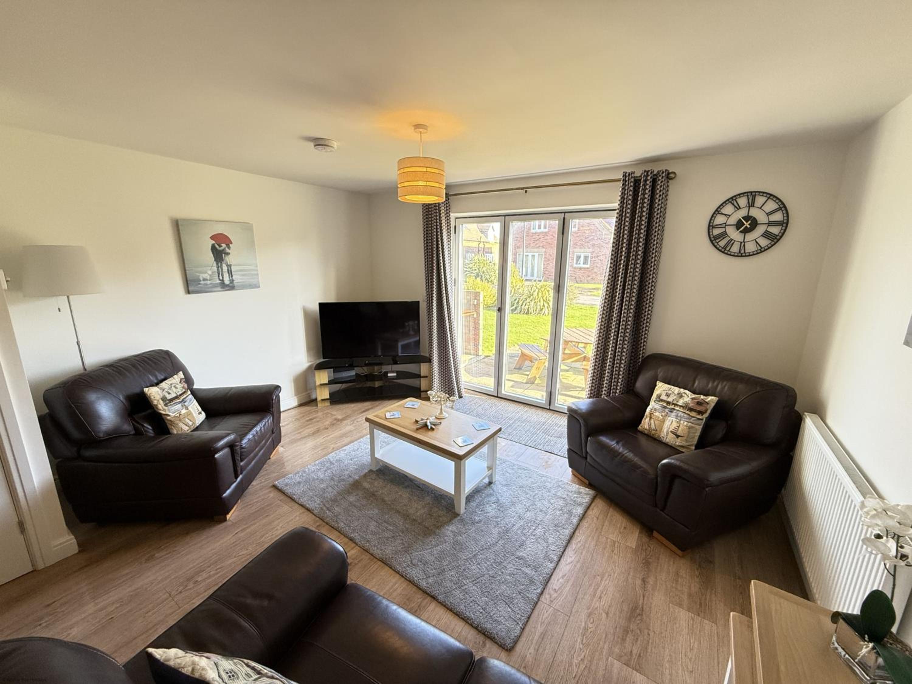 Beachside Cottage - Part of the The Bay Filey Holiday Village with pool, gym and direct beach access, pub, restaurant, tennis and meadows walks