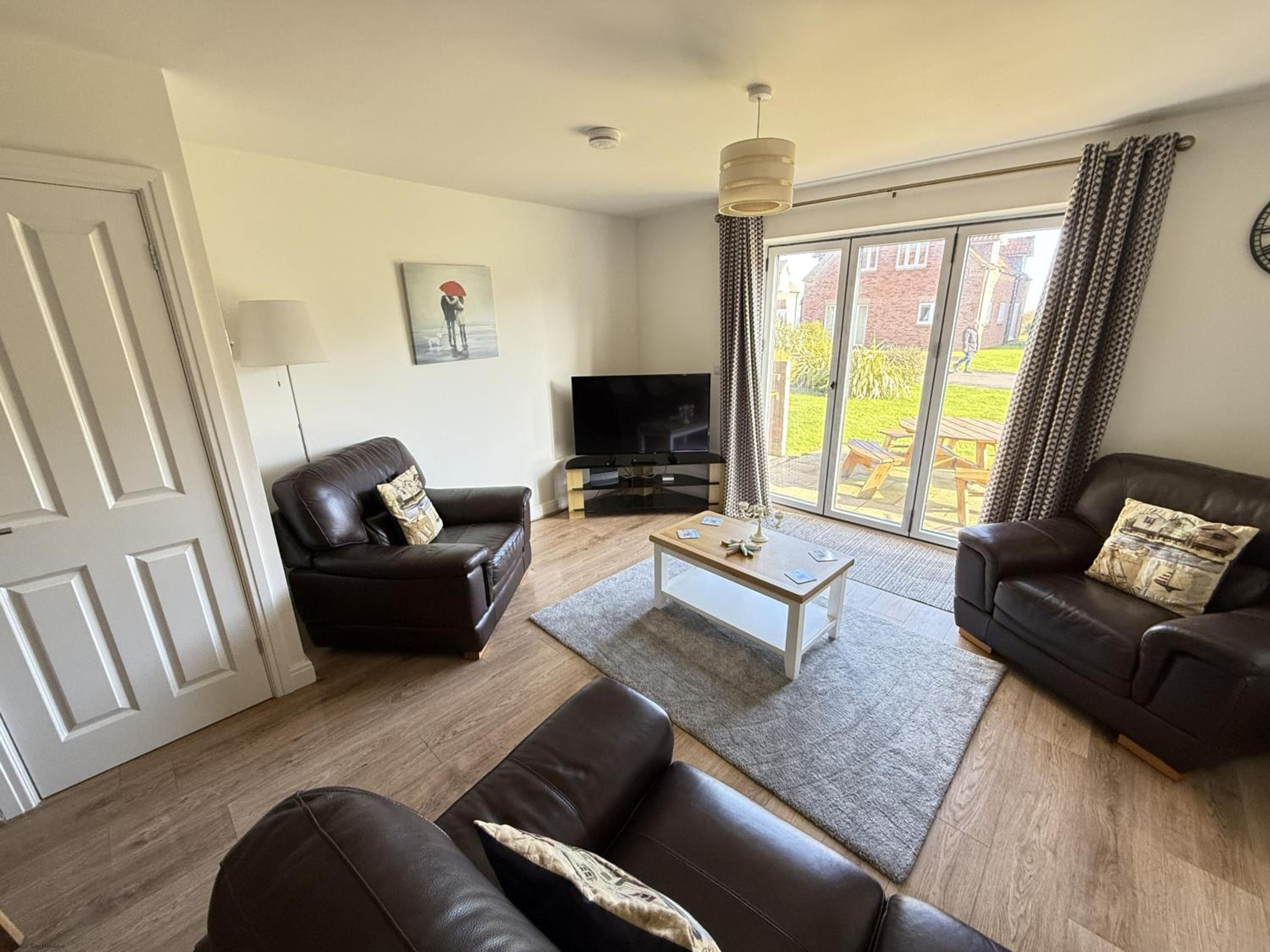 Beachside Cottage - Part of the The Bay Filey Holiday Village with pool, gym and direct beach access, pub, restaurant, tennis and meadows walks