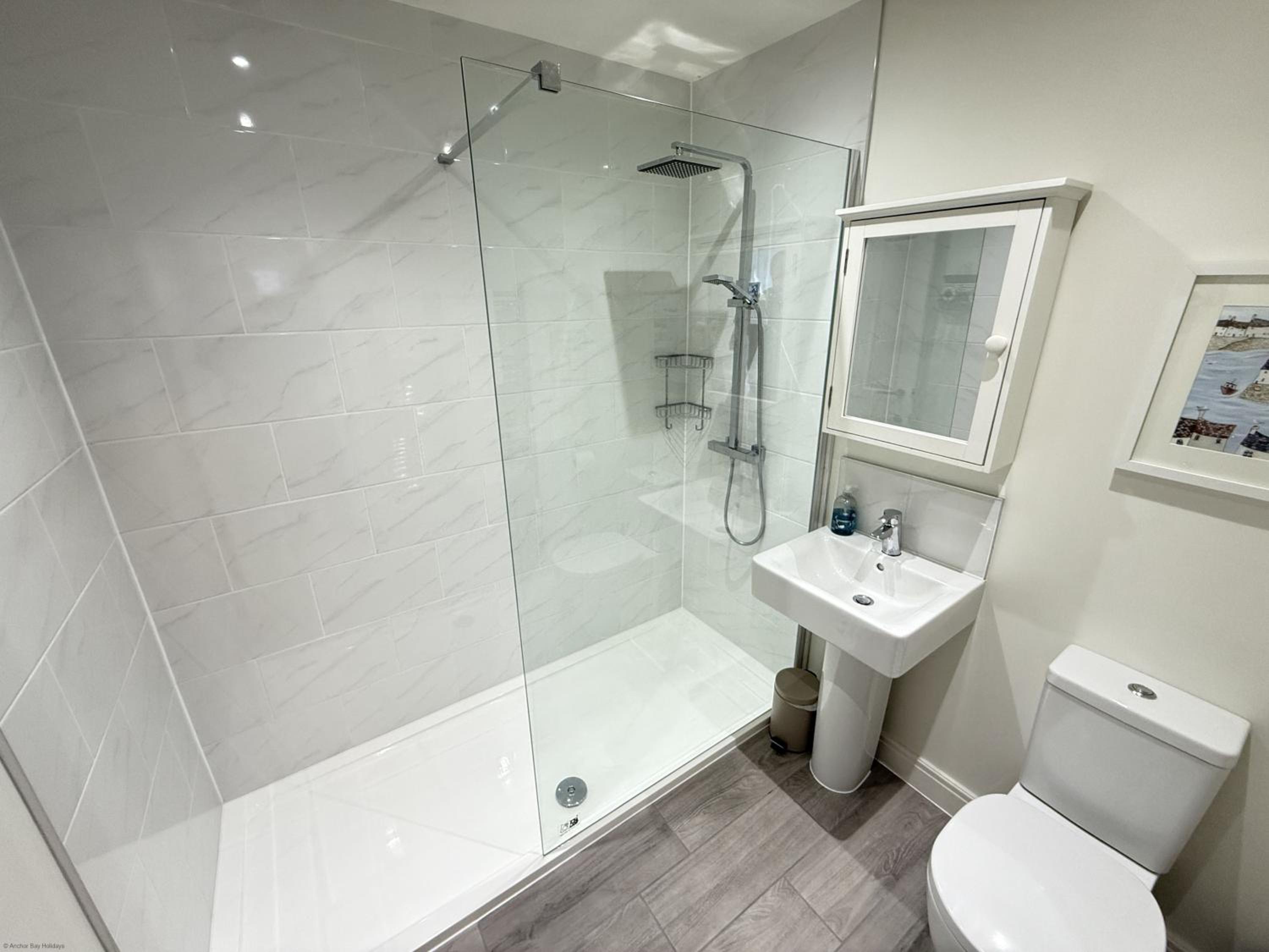 Beachside Cottage - Part of the The Bay Filey Holiday Village with pool, gym and direct beach access, pub, restaurant, tennis and meadows walks