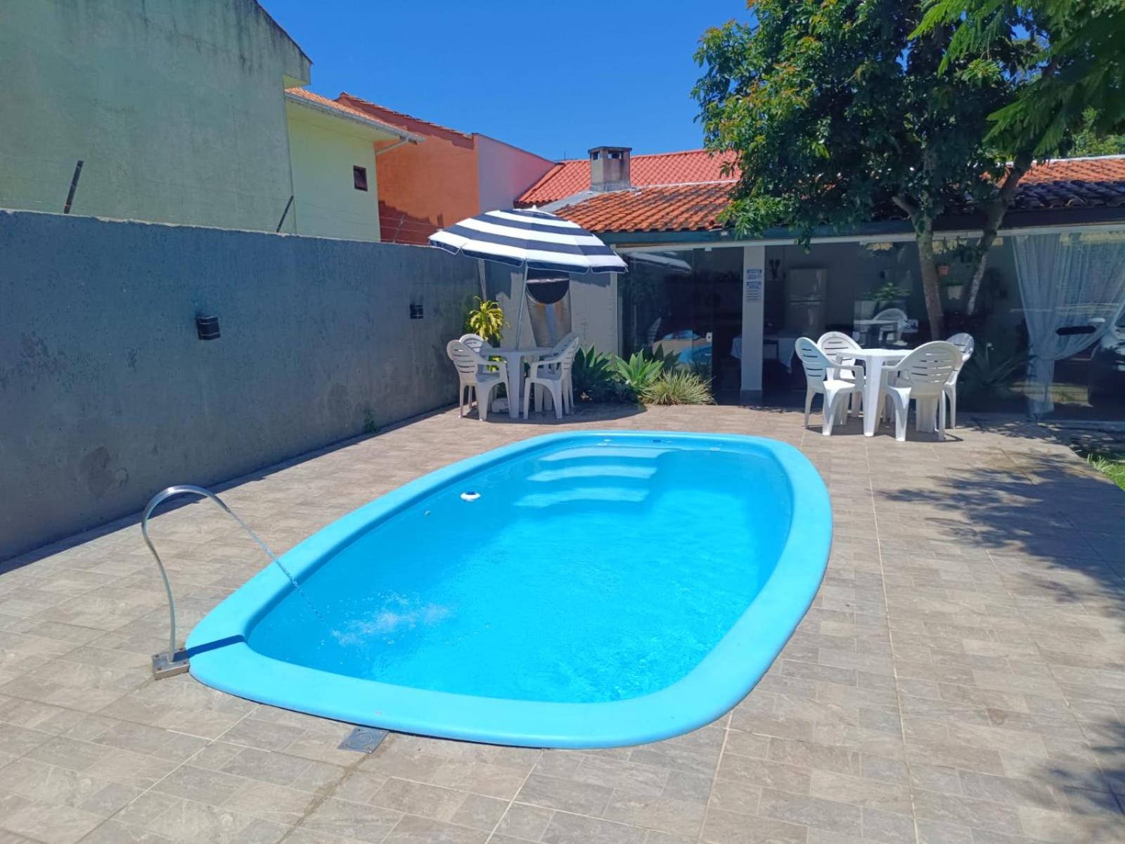 Casa com piscina Ingleses 0172