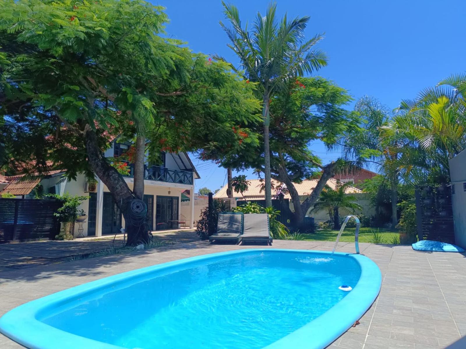 Casa com piscina Ingleses 0172