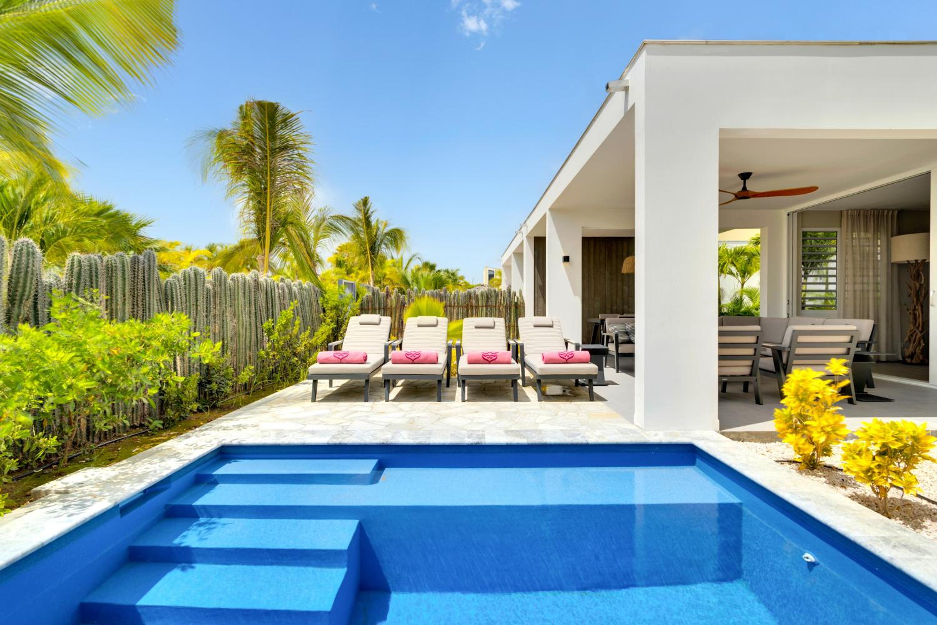 Delfins Beach Resort Bonaire, Tapestry Collection by Hilton