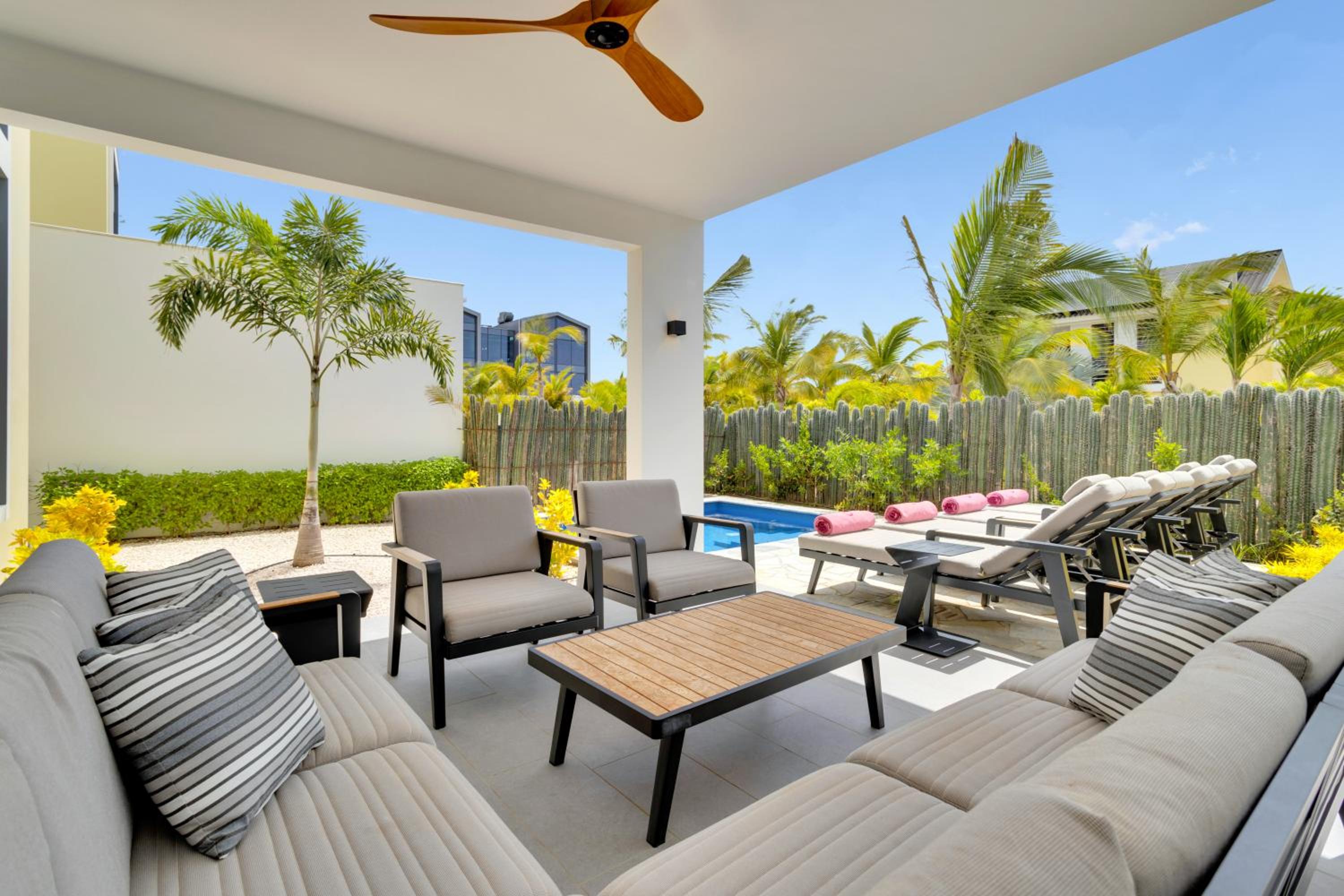 Delfins Beach Resort Bonaire, Tapestry Collection by Hilton