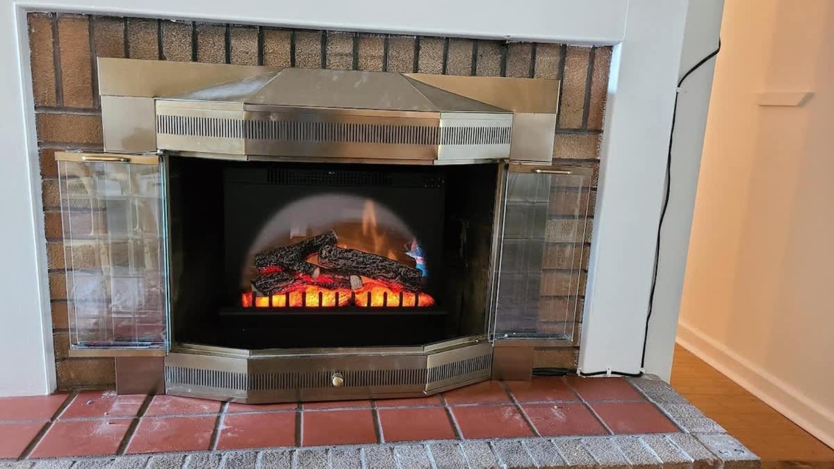 Spacious 4 BR 2BA Home with Bar and Fenced Yard view 5
