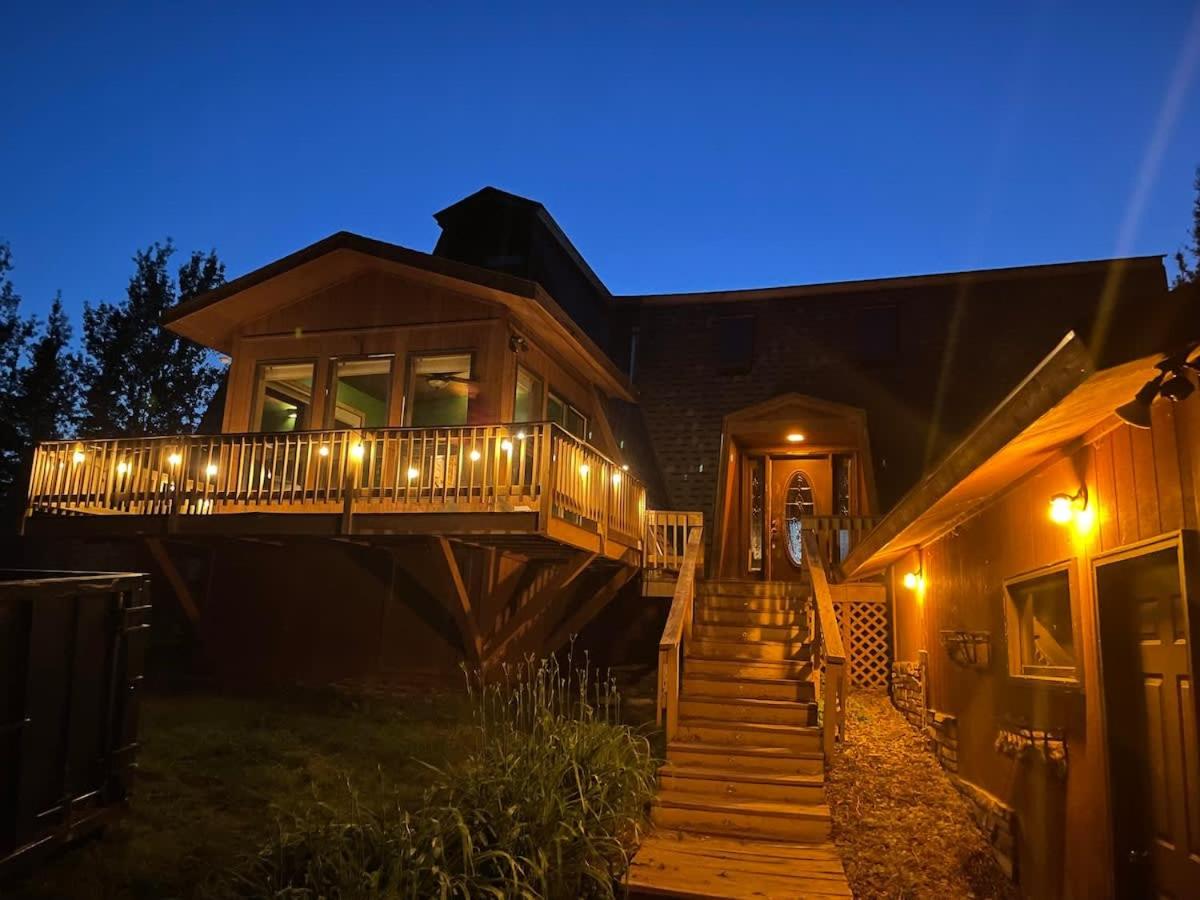 Peaceful Lake Front A-Frame in Ely view 4